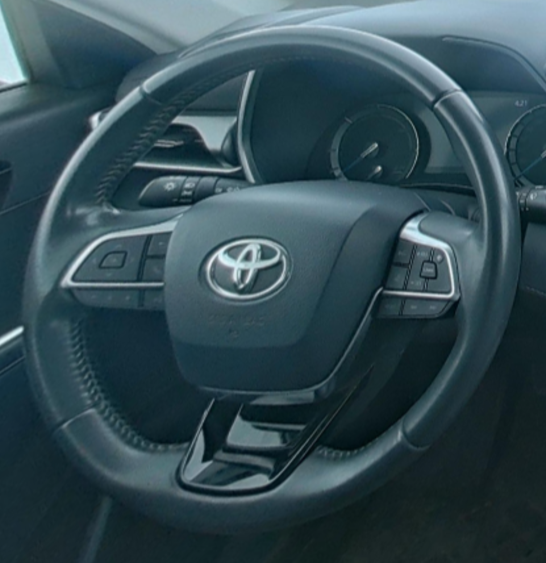 Toyota Highlander 2022 — фото 10