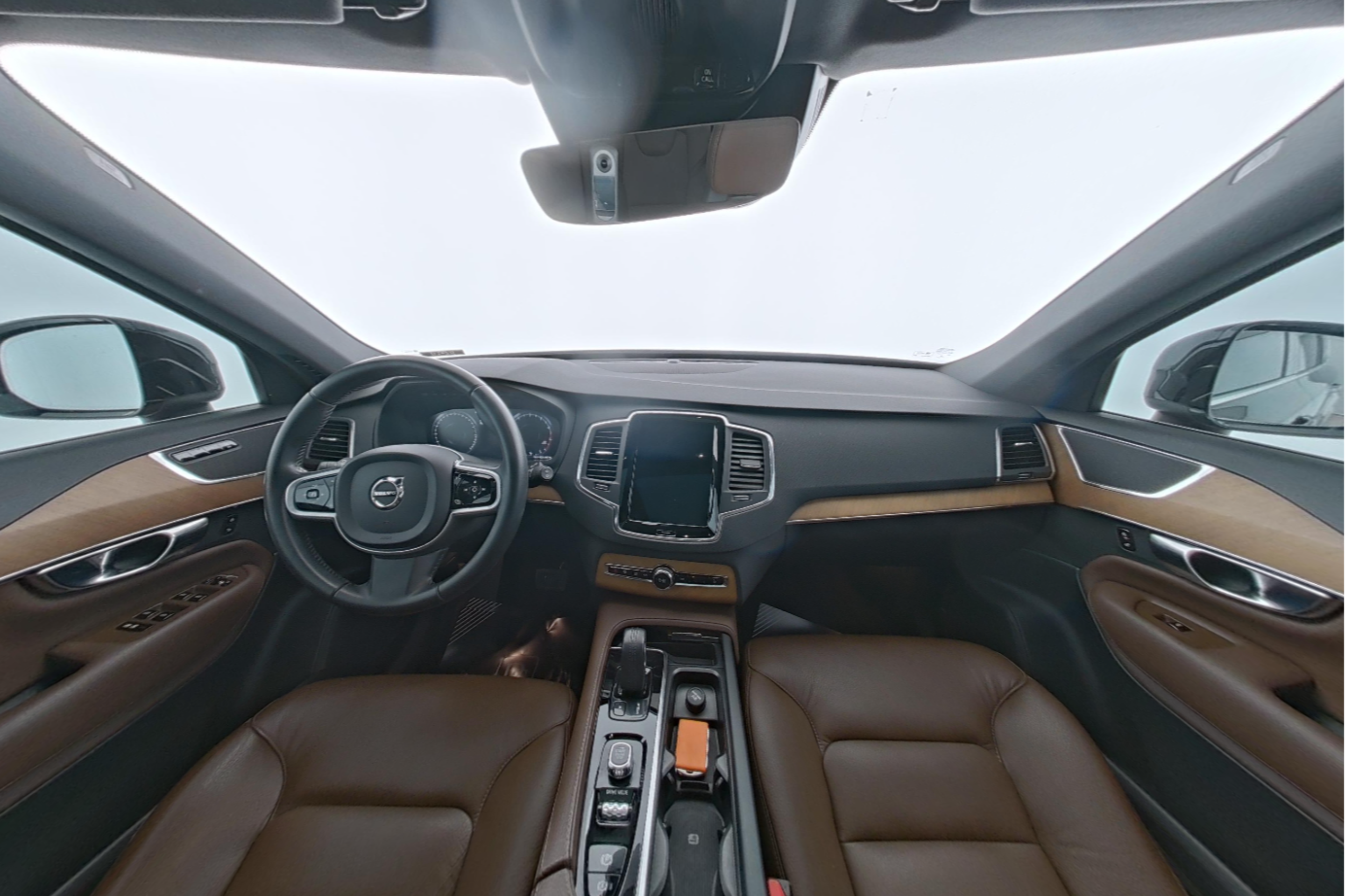 VOLVO XC90 2021 — фото 9