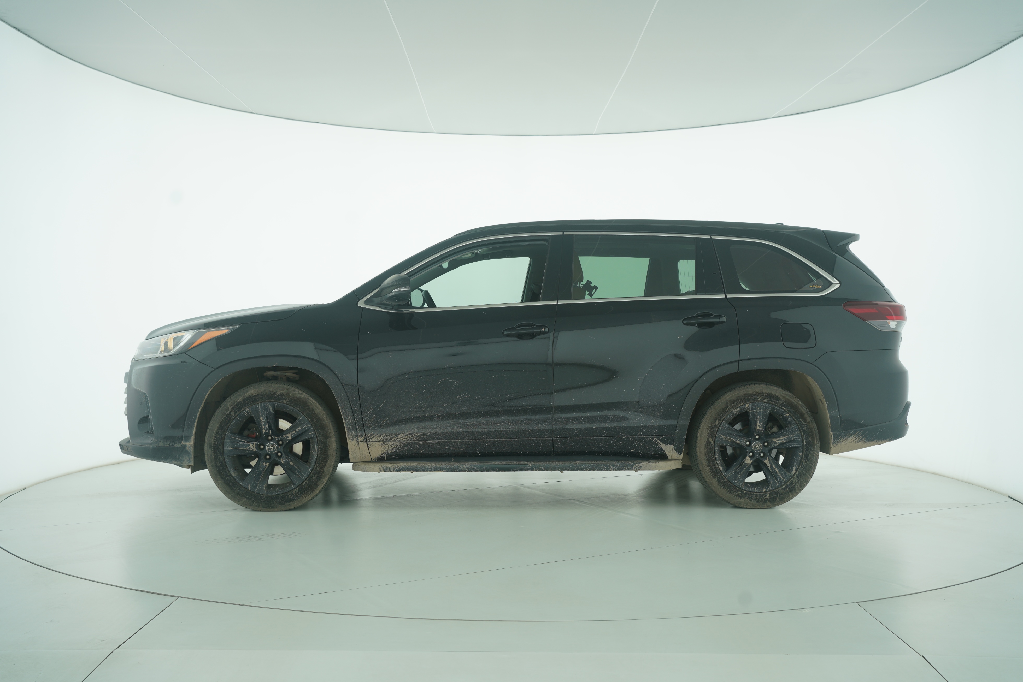 Toyota Highlander 2018 — фото 7