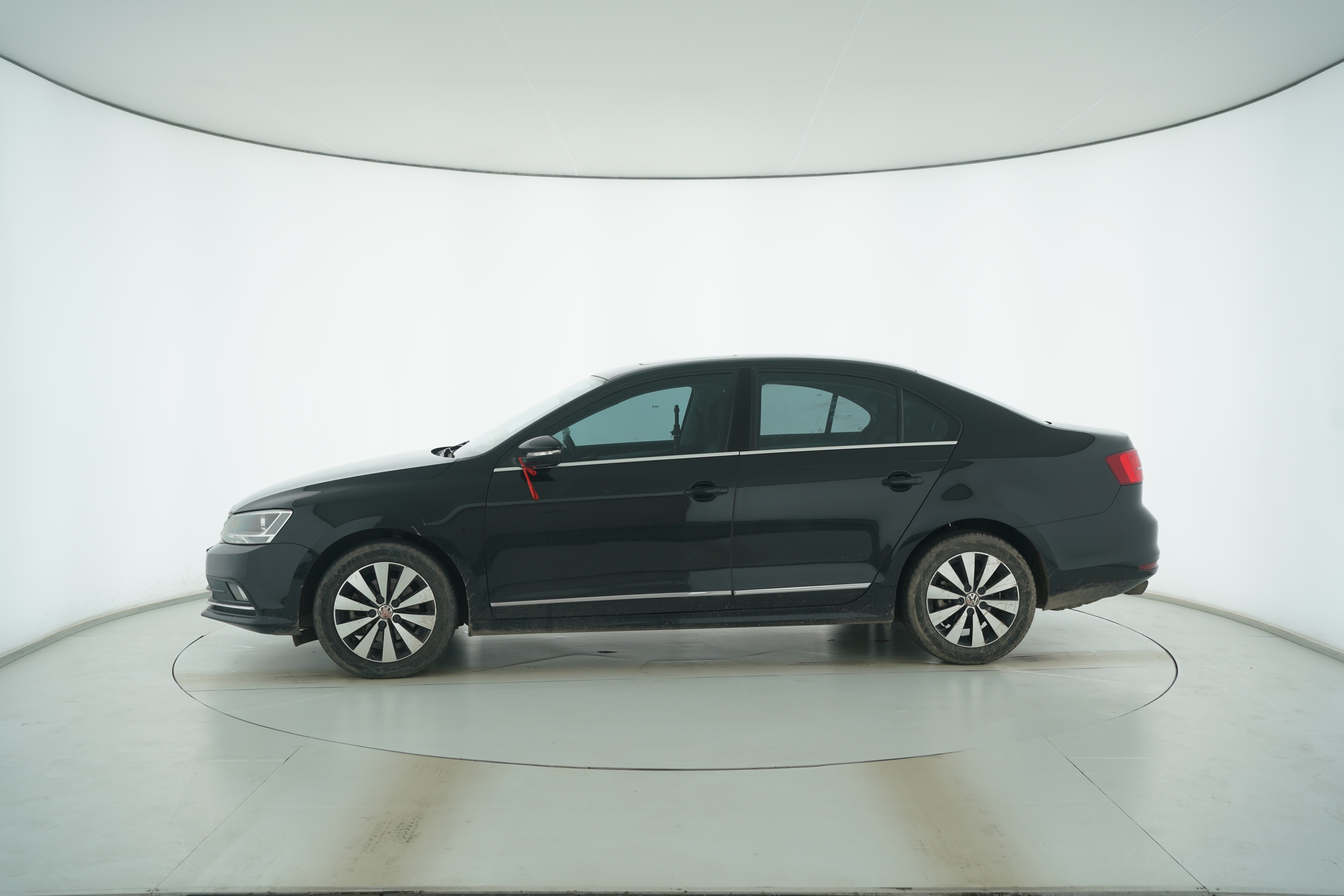 Volkswagen Jetta 2018 — фото 7