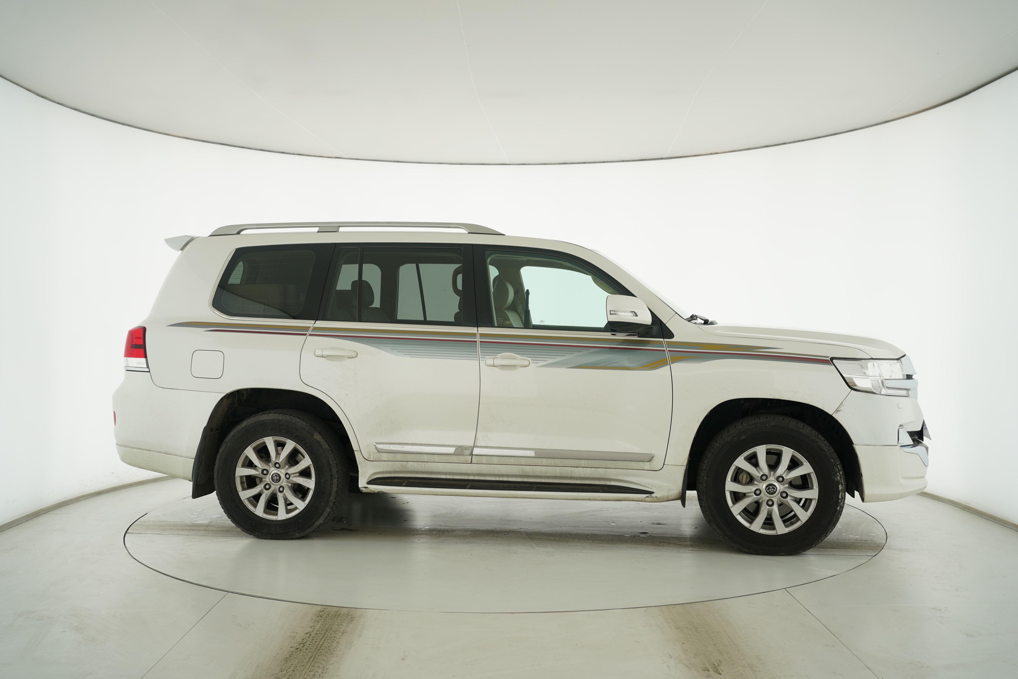 Toyota Land Cruiser (Imported) 2017 — фото 8