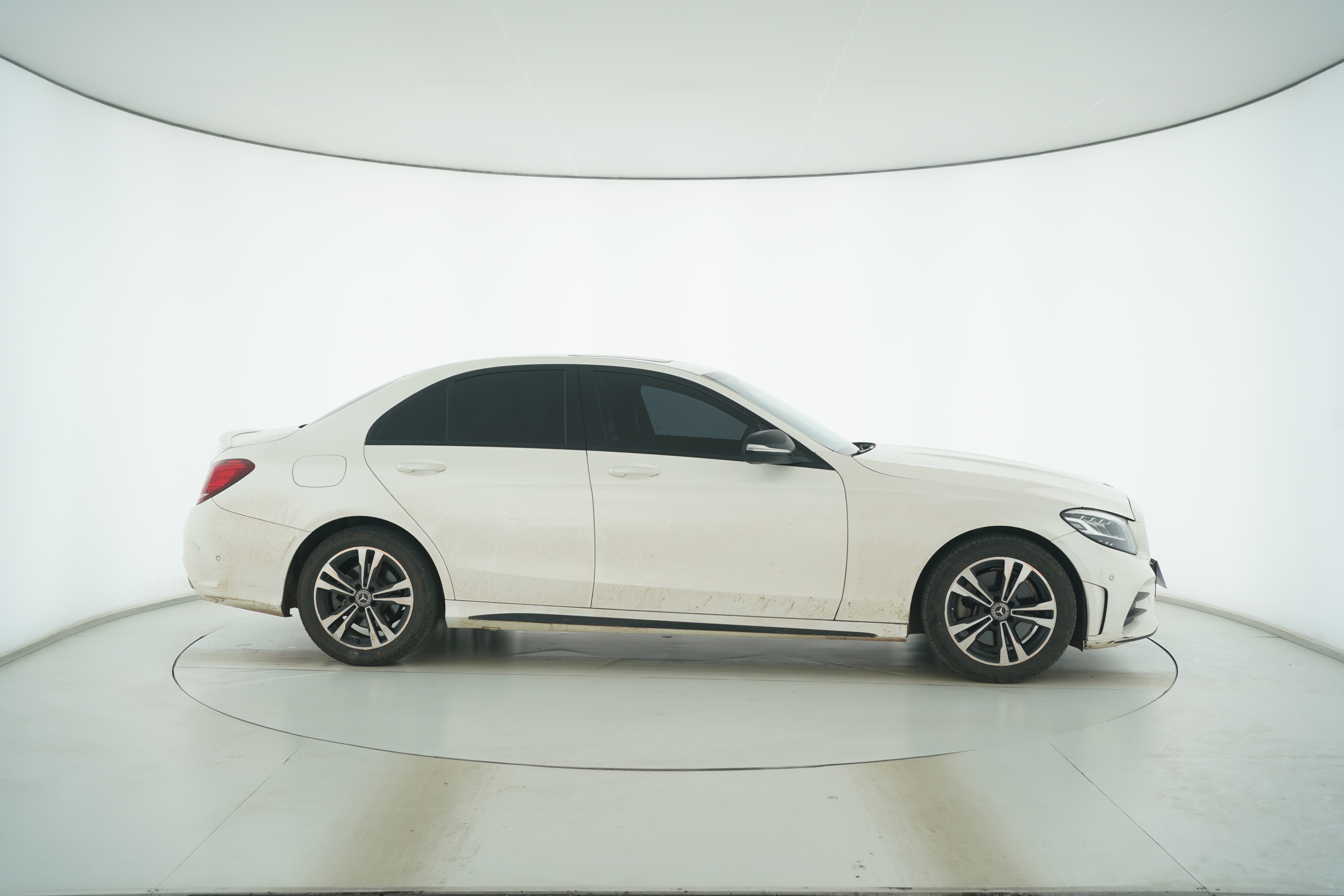 Mercedes Benz C-Class 2019 — фото 8