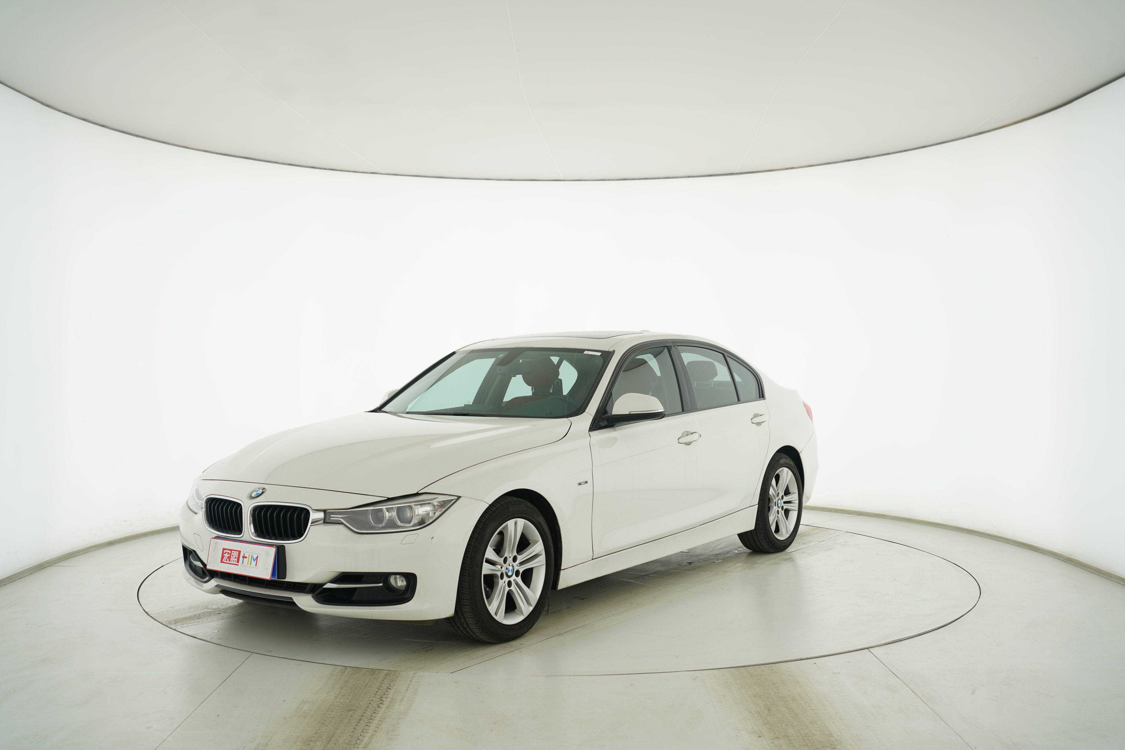 BMW 3 Series 2014 — фото 1