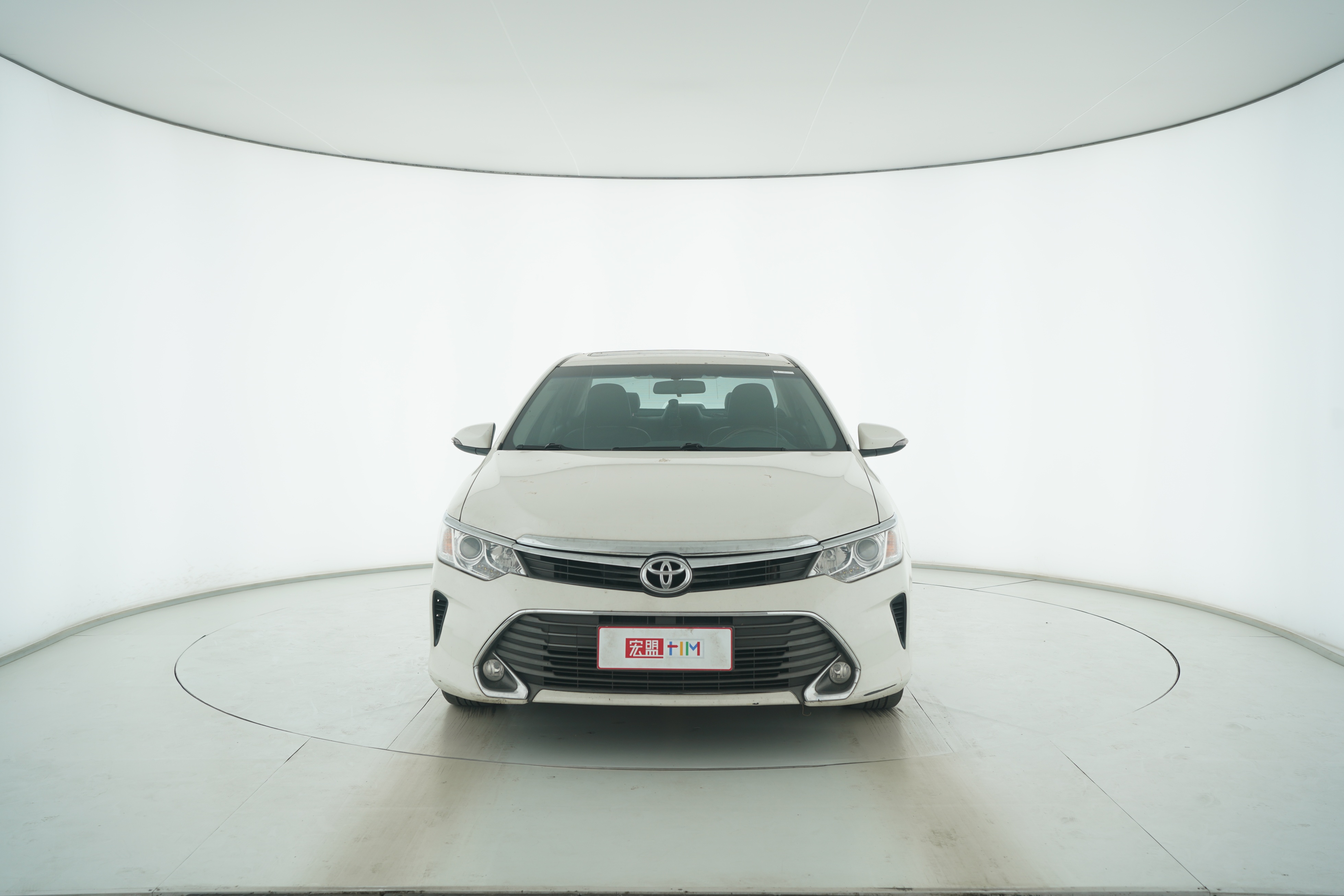 Toyota Camry 2015 — фото 5