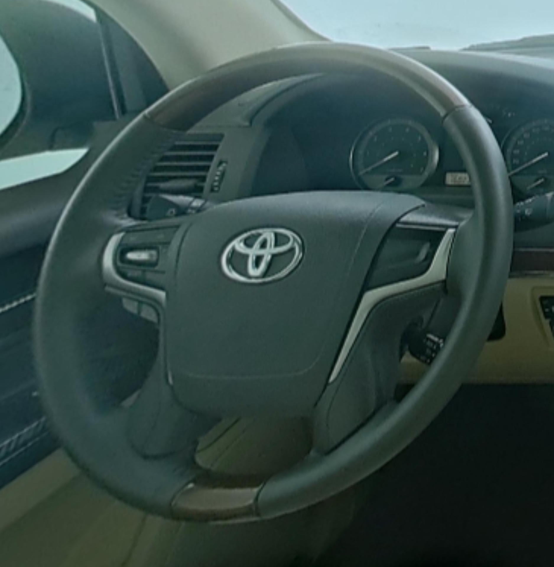 Toyota Land Cruiser (Imported) 2016 — фото 10