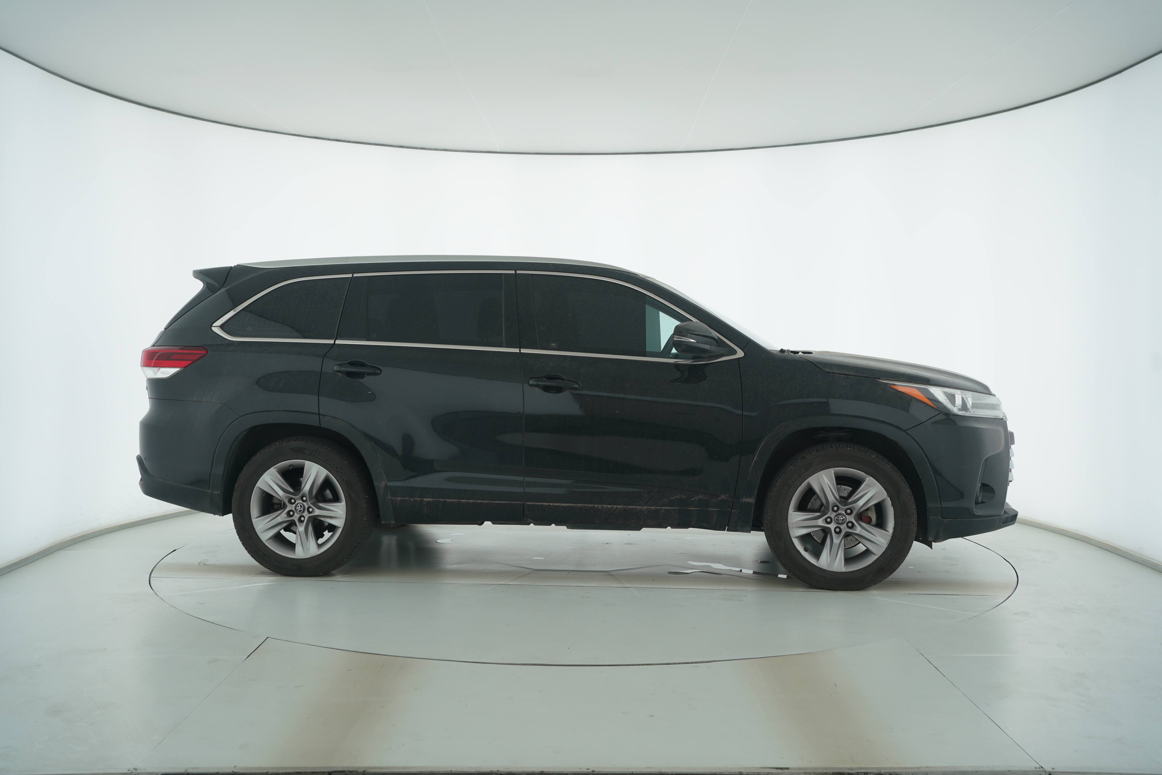 Toyota Highlander 2018 — фото 8