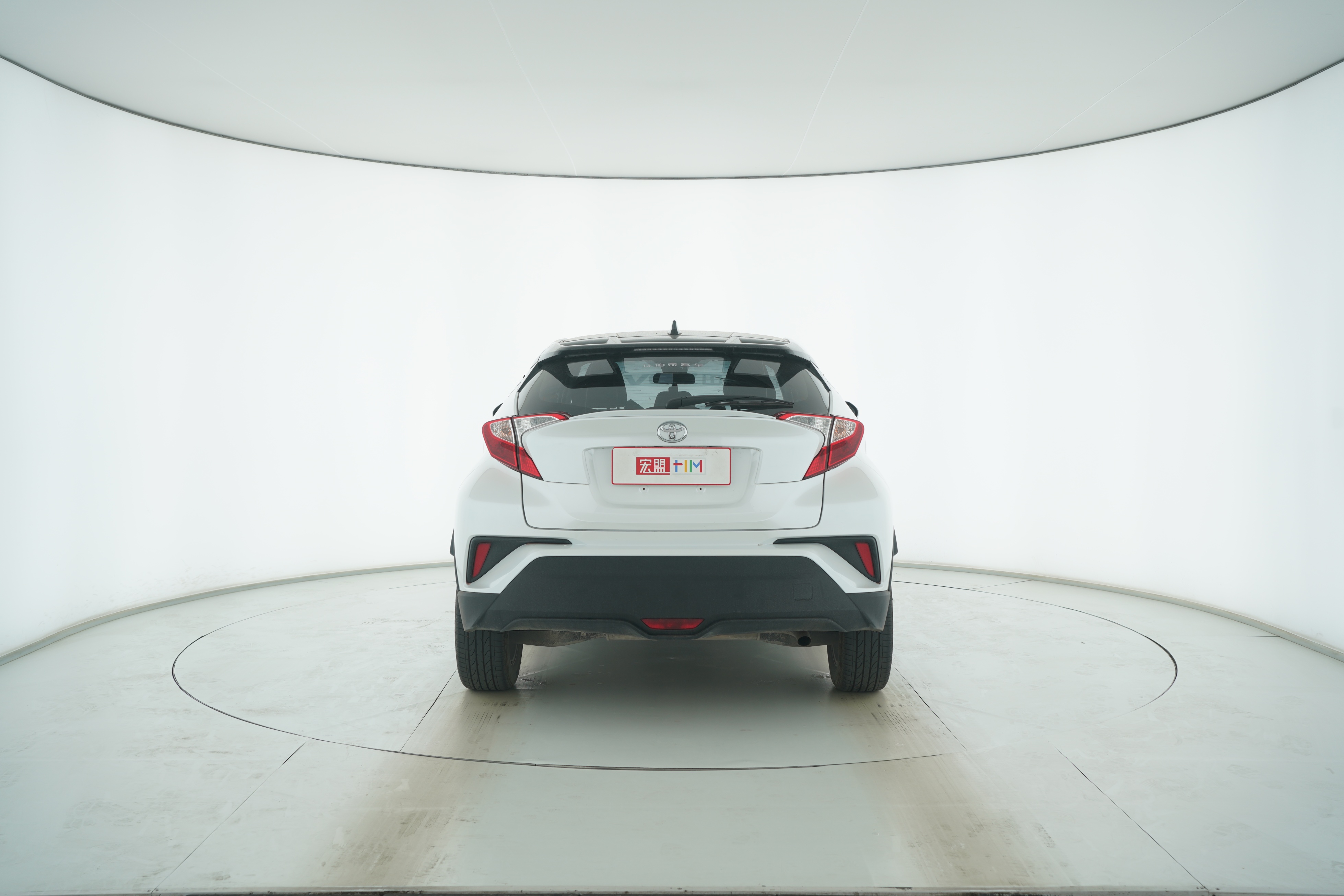 Toyota C-HR 2022 — фото 6
