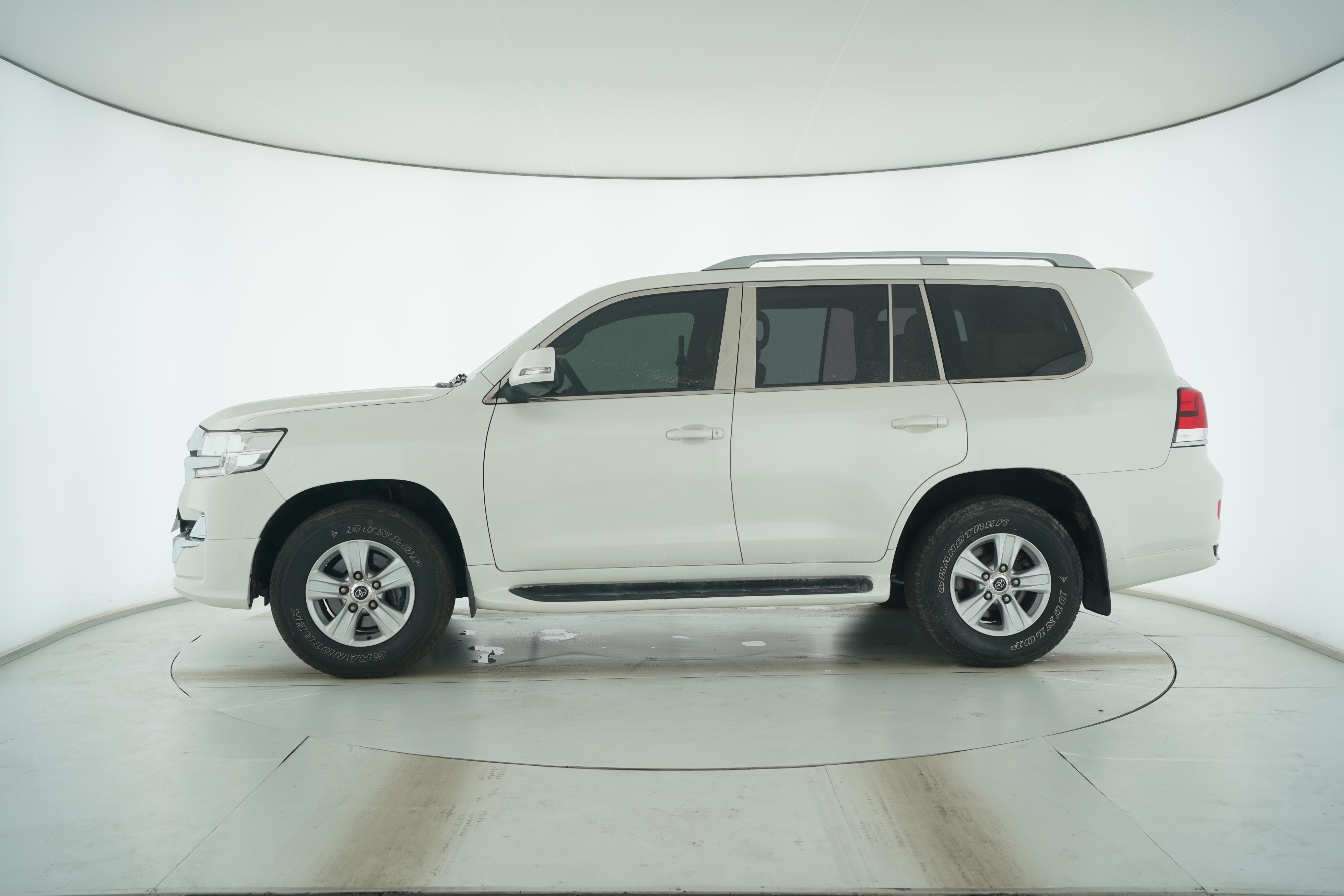 Toyota Land Cruiser (Imported) 2016 — фото 7