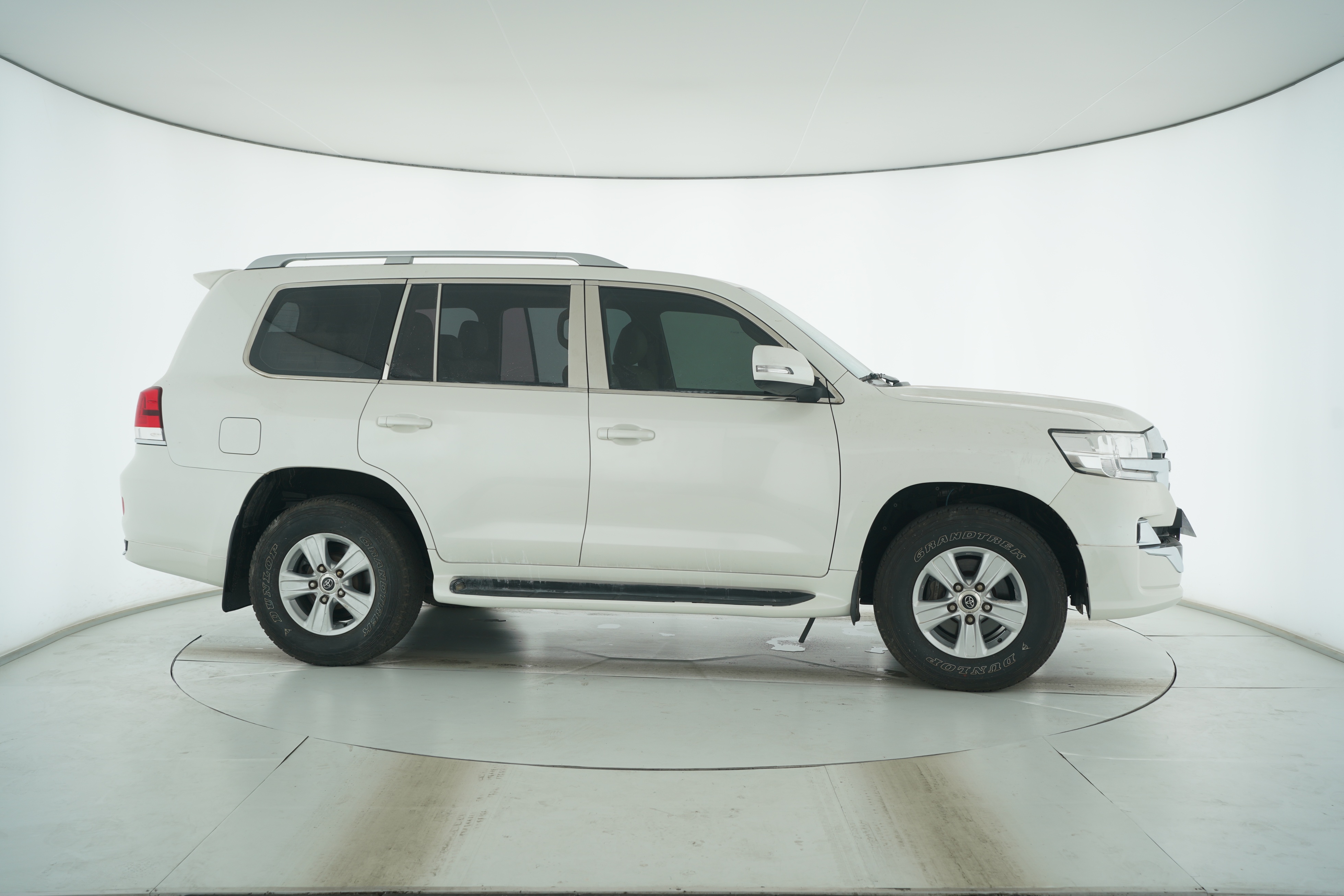 Toyota Land Cruiser (Imported) 2016 — фото 8