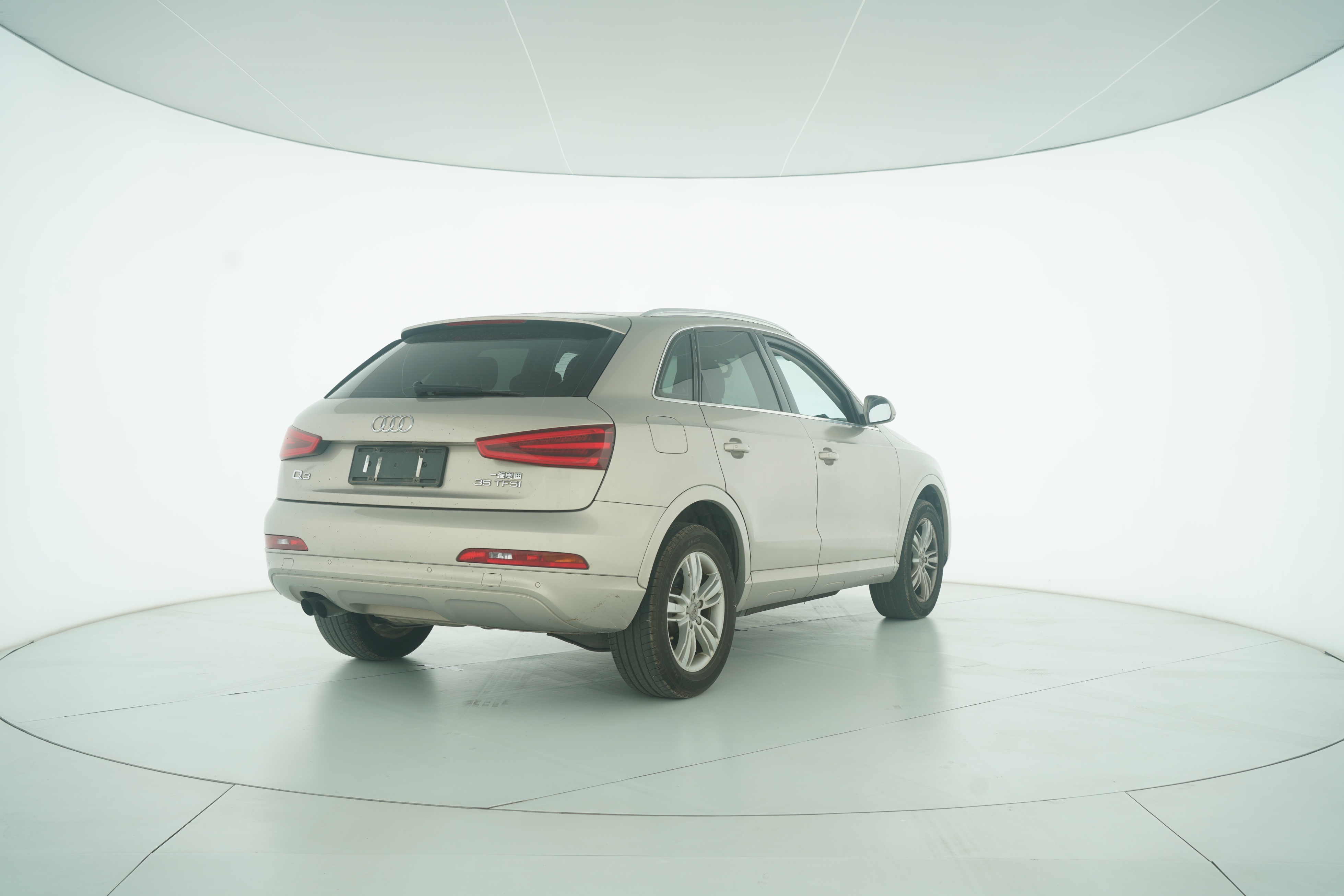 Audi Q3 2015 — фото 4