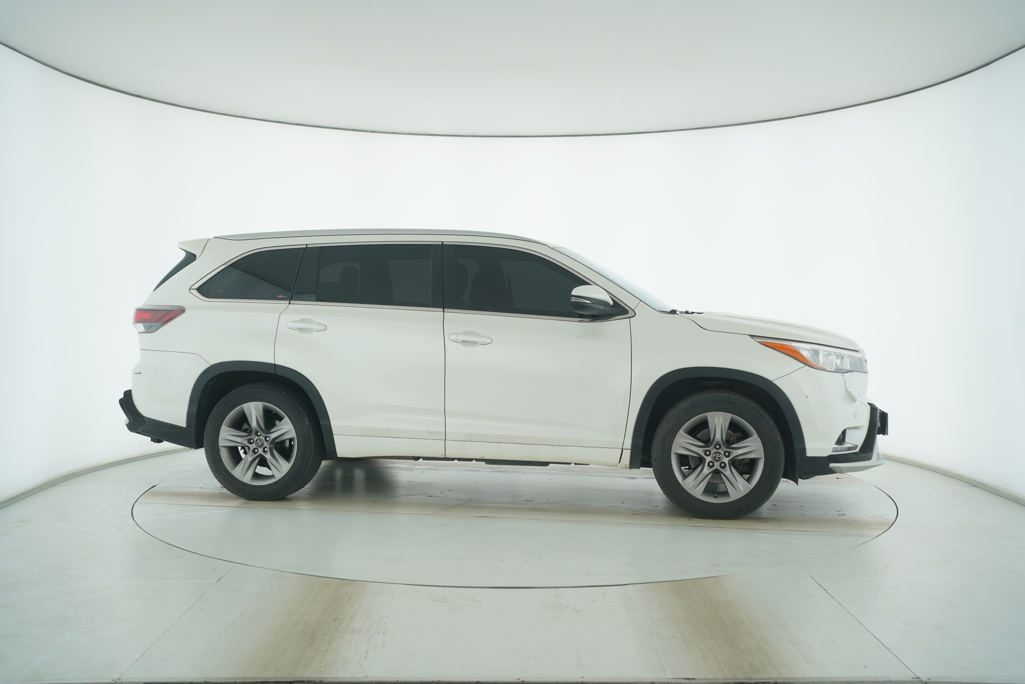 Toyota Highlander 2017 — фото 8