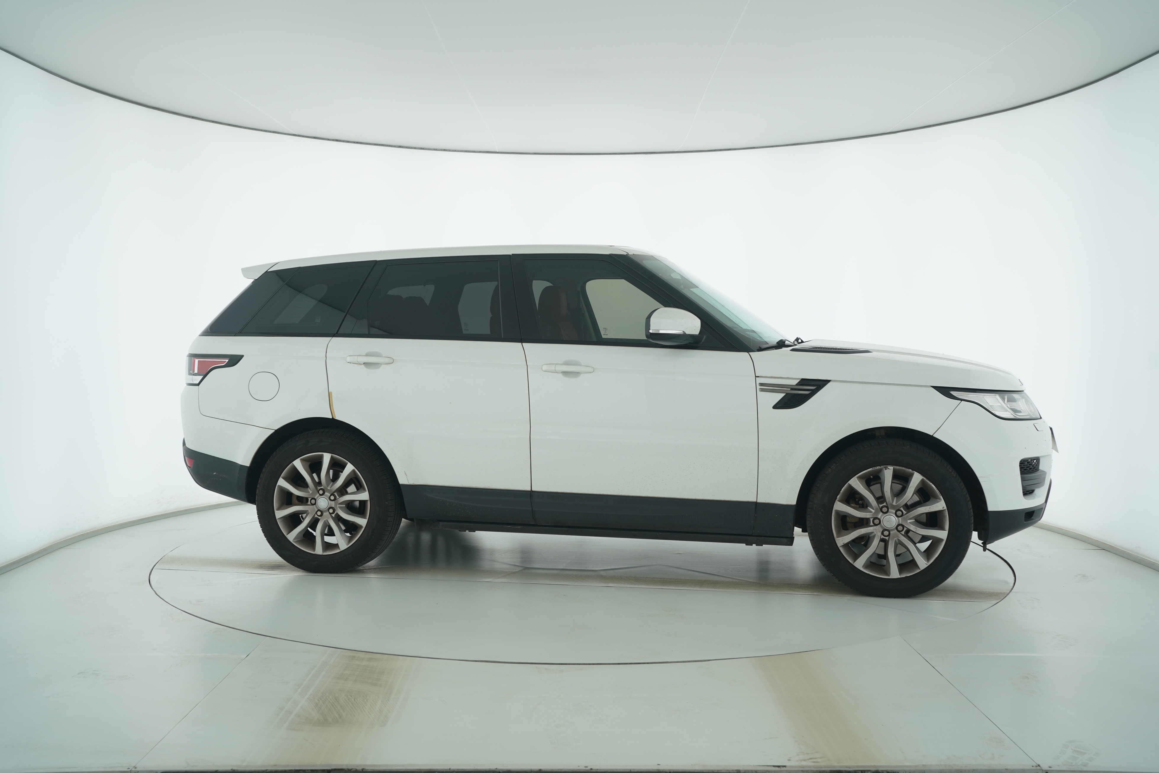 Land Rover Range Rover Sport 2015 — фото 8