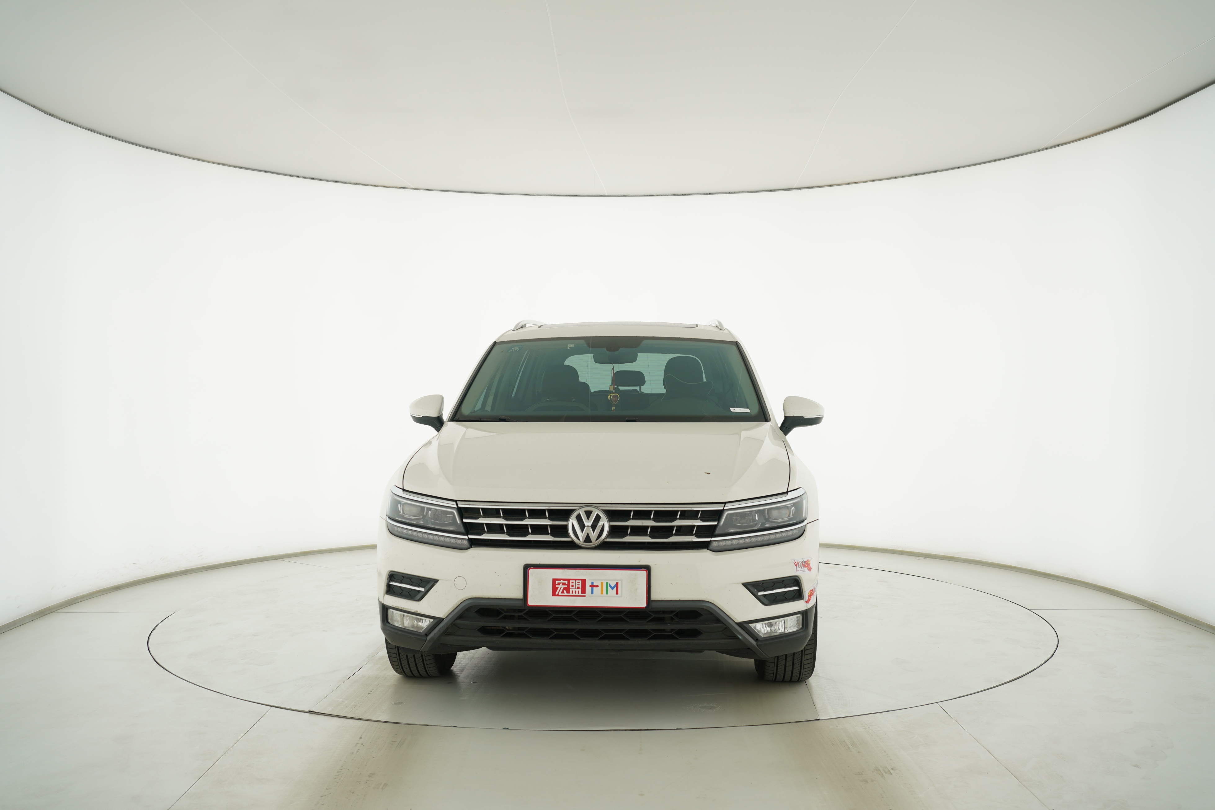 Volkswagen Tiguan L 2017 — фото 5
