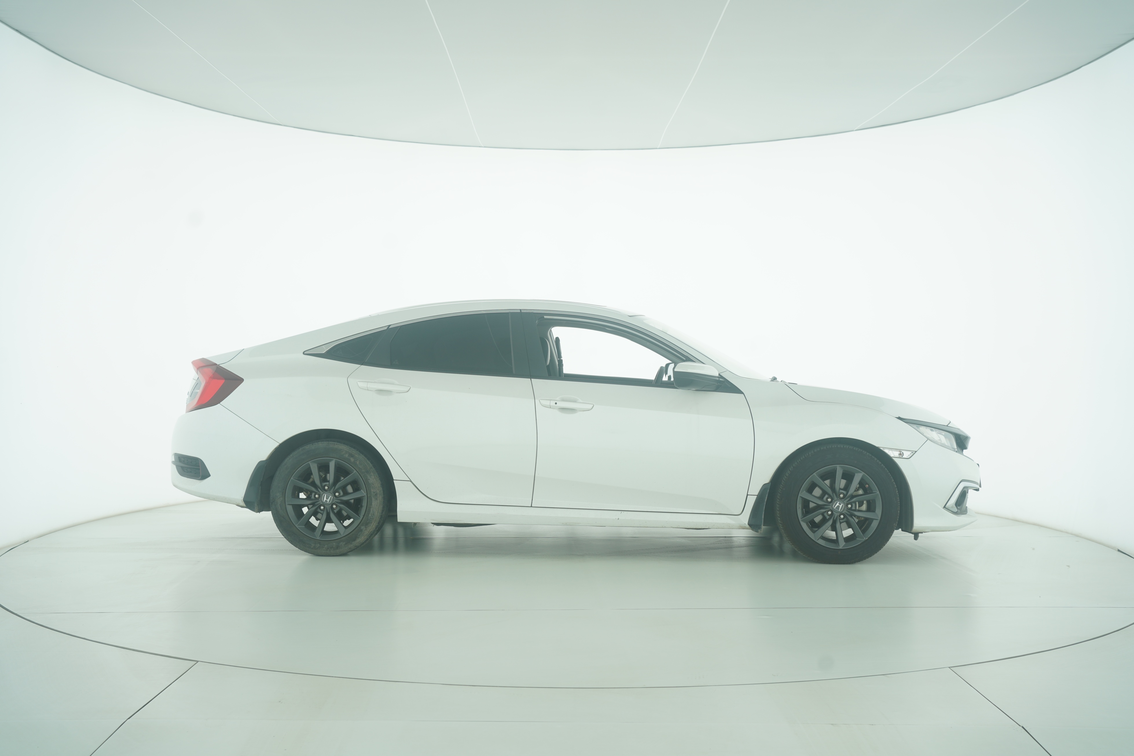 Honda "思域" 可 以 翻 译 为 "Civic" 2019 — фото 8