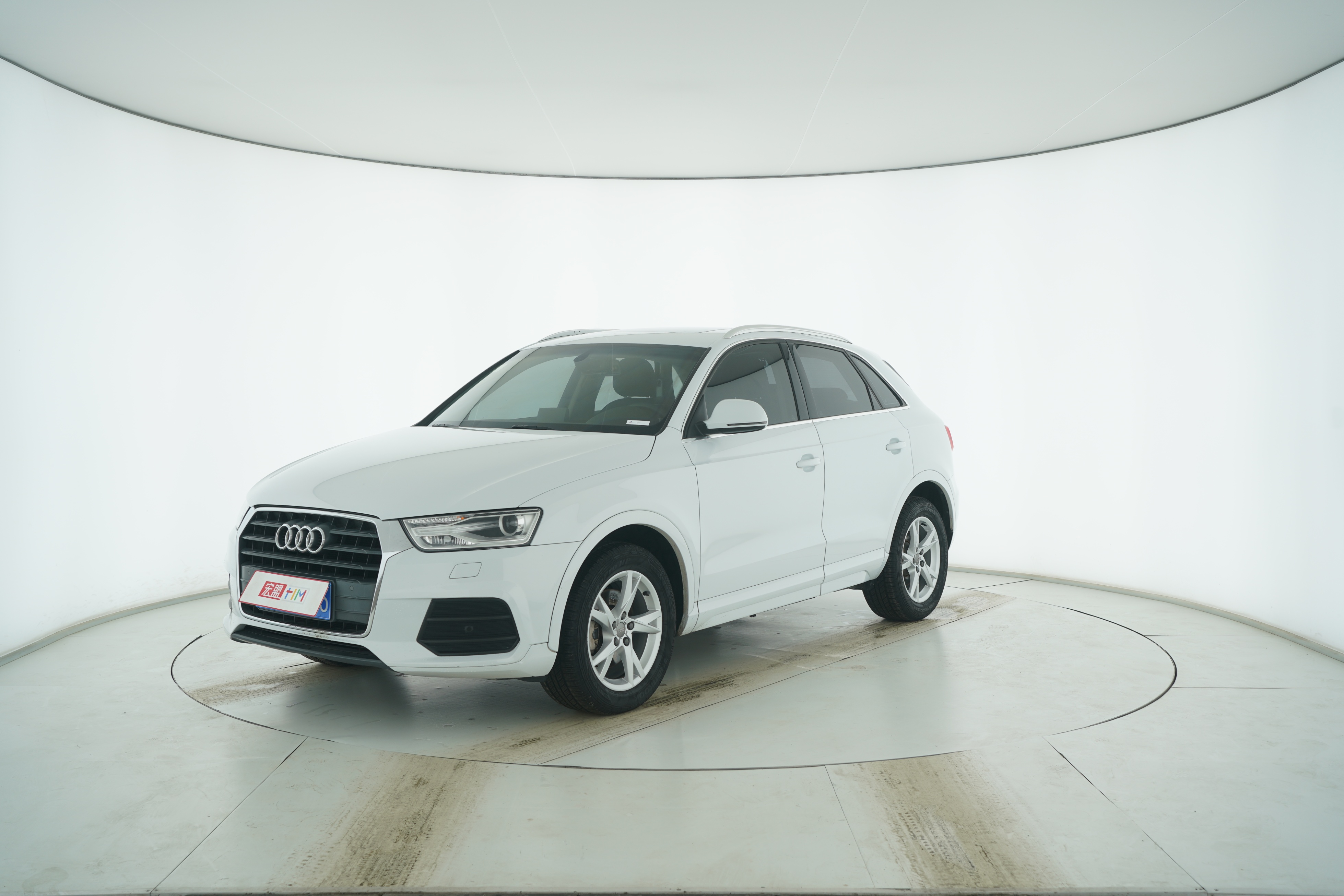 Audi Q3 2017 — фото 1
