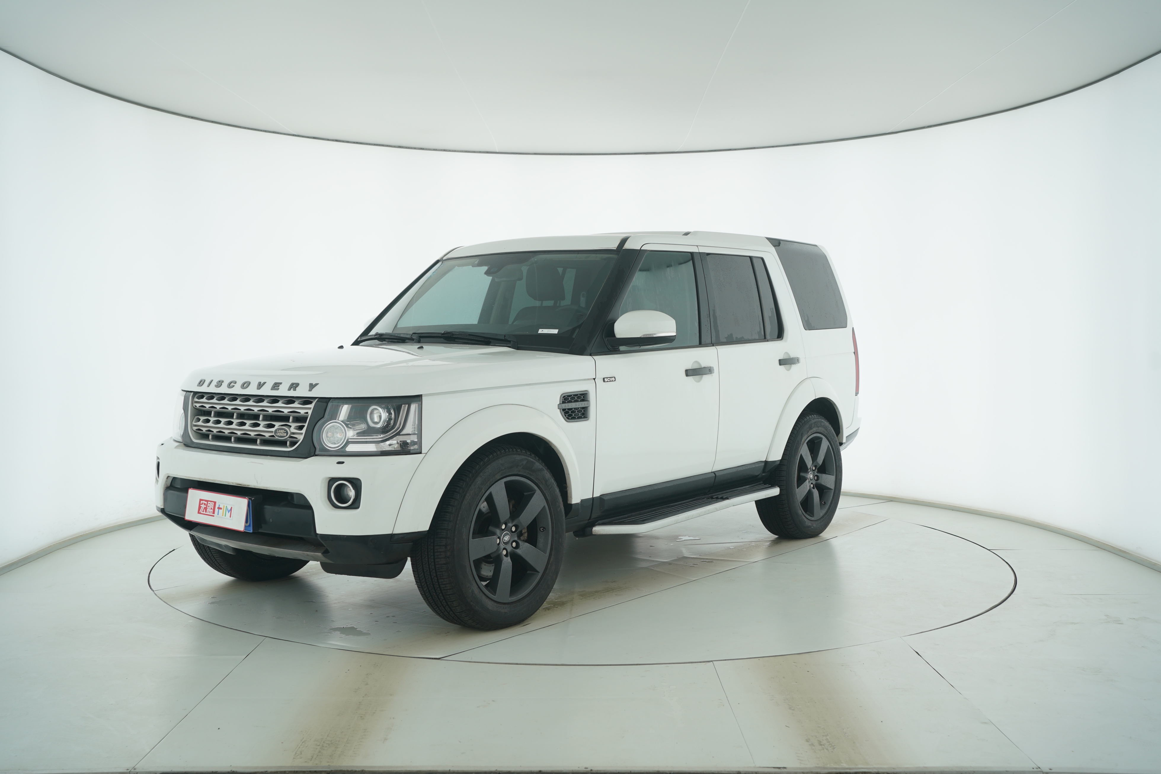 Land Rover Discovery 2015 — фото 1