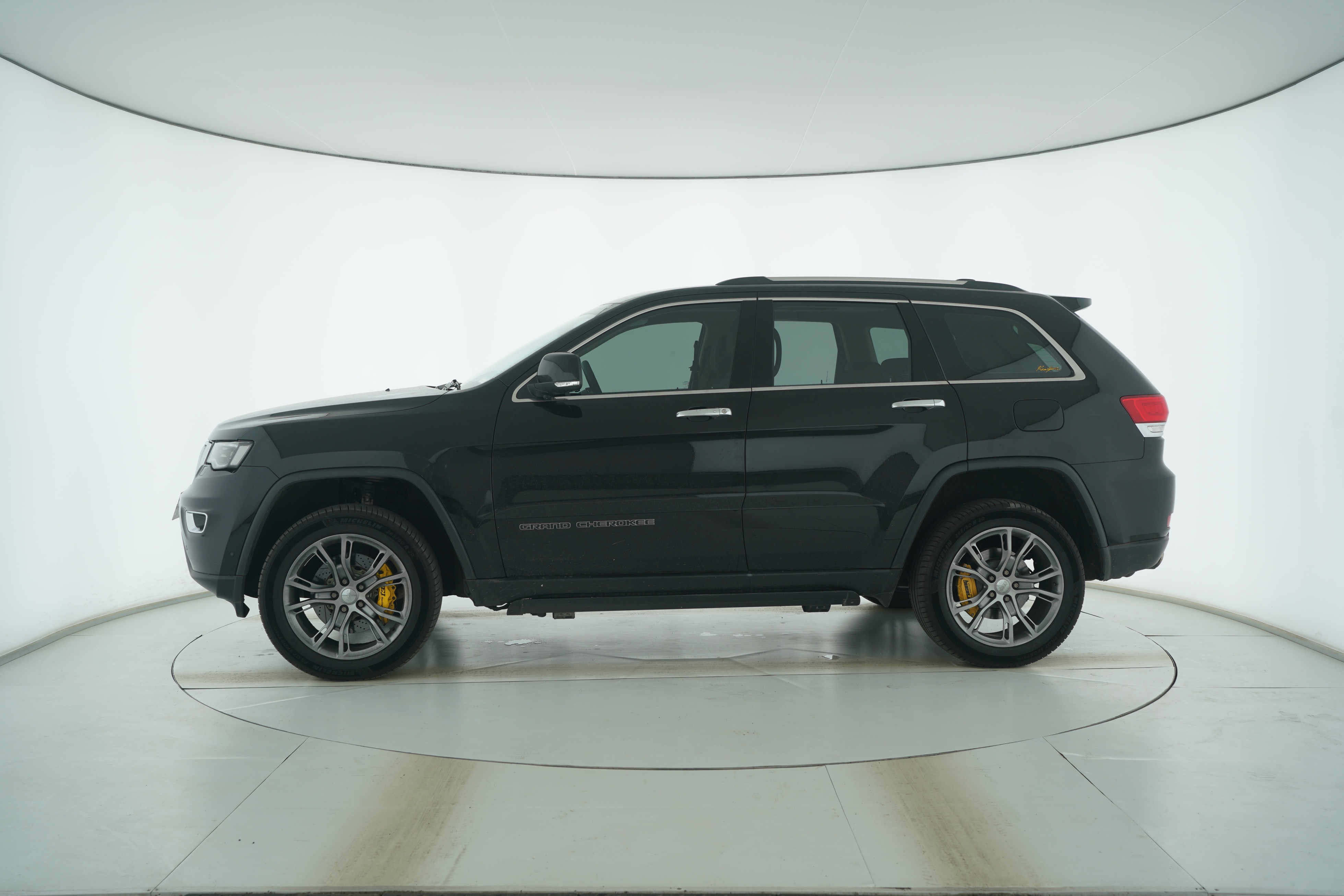 Jeep Grand Cherokee (Imported) 2017 — фото 7