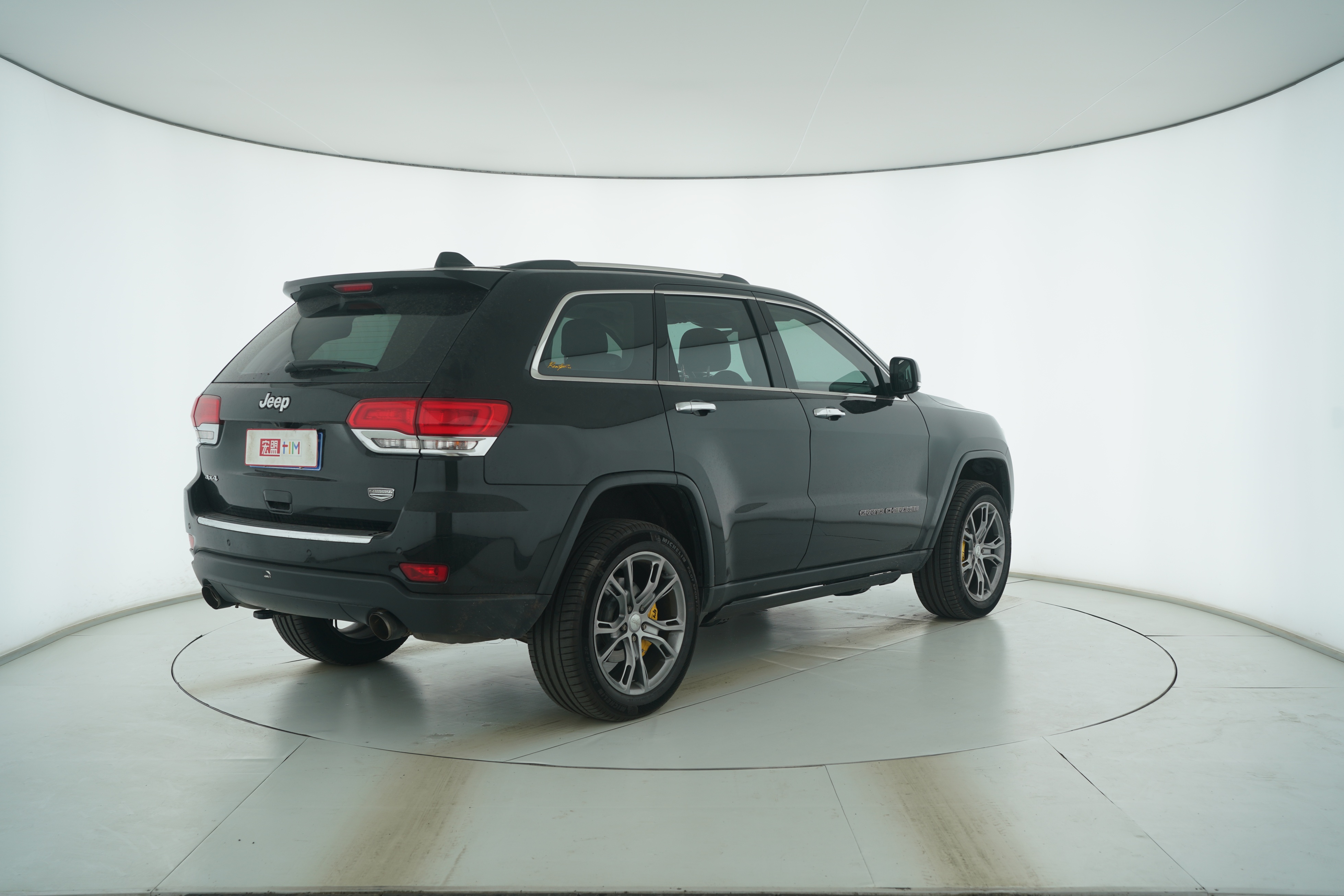 Jeep Grand Cherokee (Imported) 2017 — фото 4