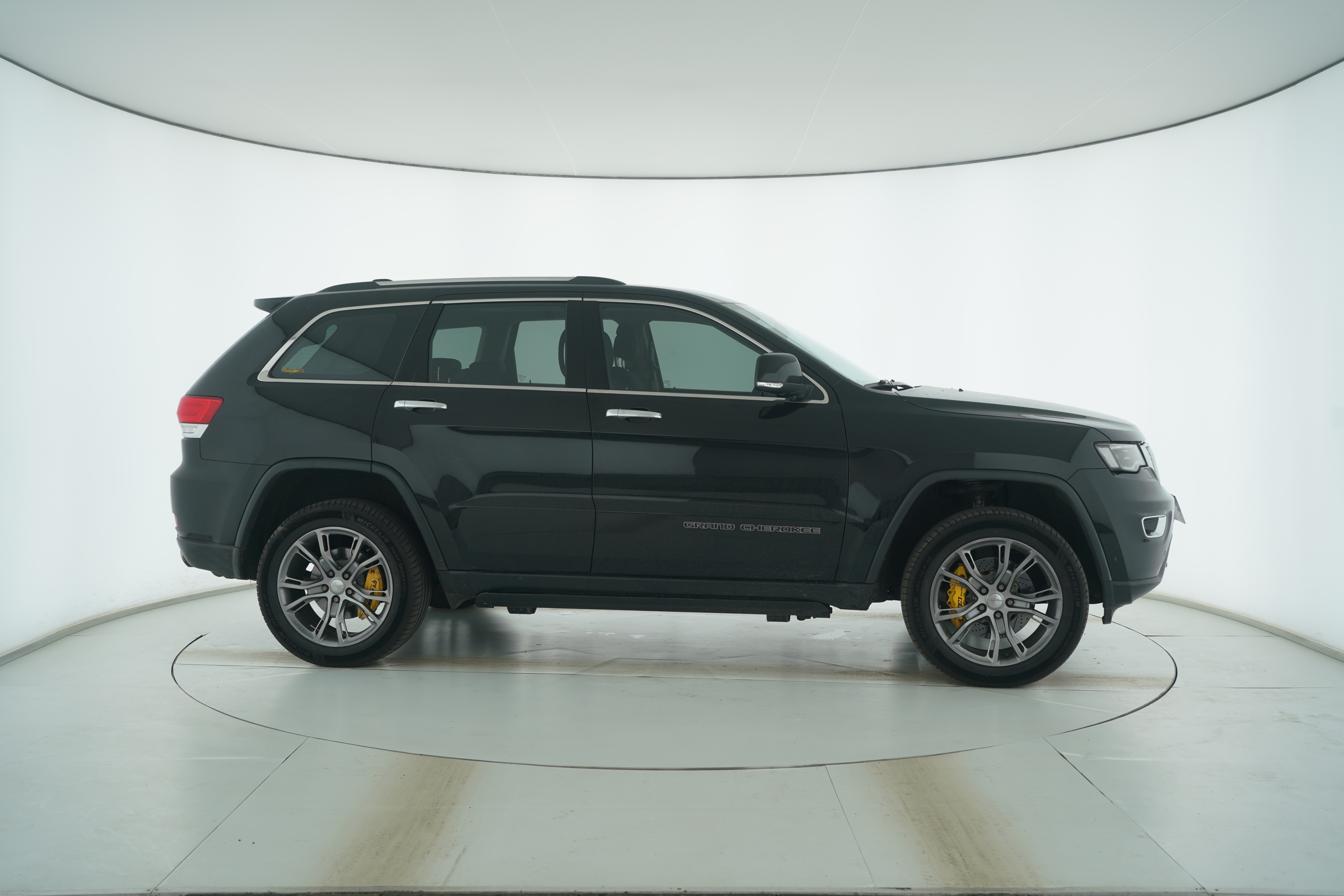 Jeep Grand Cherokee (Imported) 2017 — фото 8