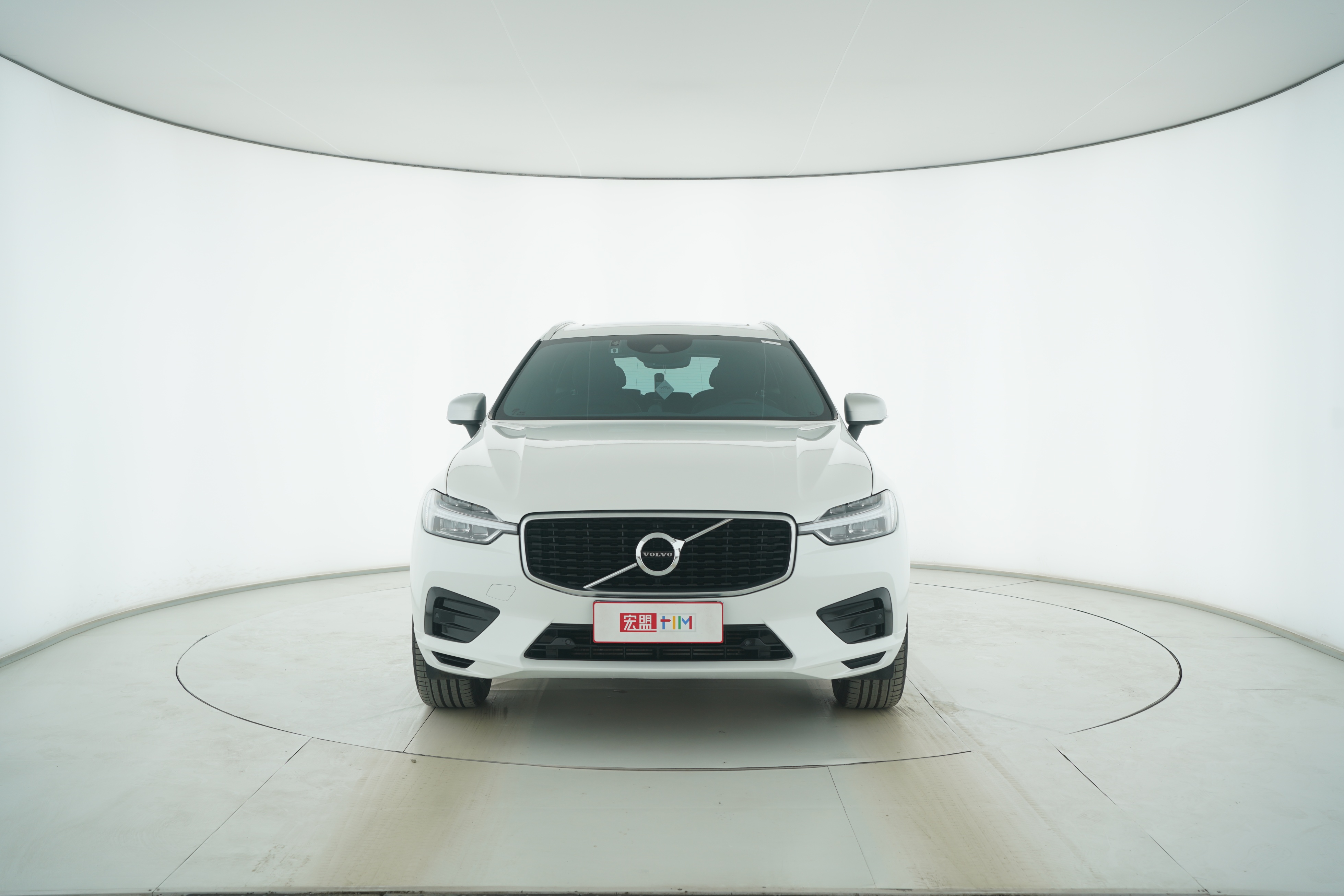 VOLVO XC60 2019 — фото 5