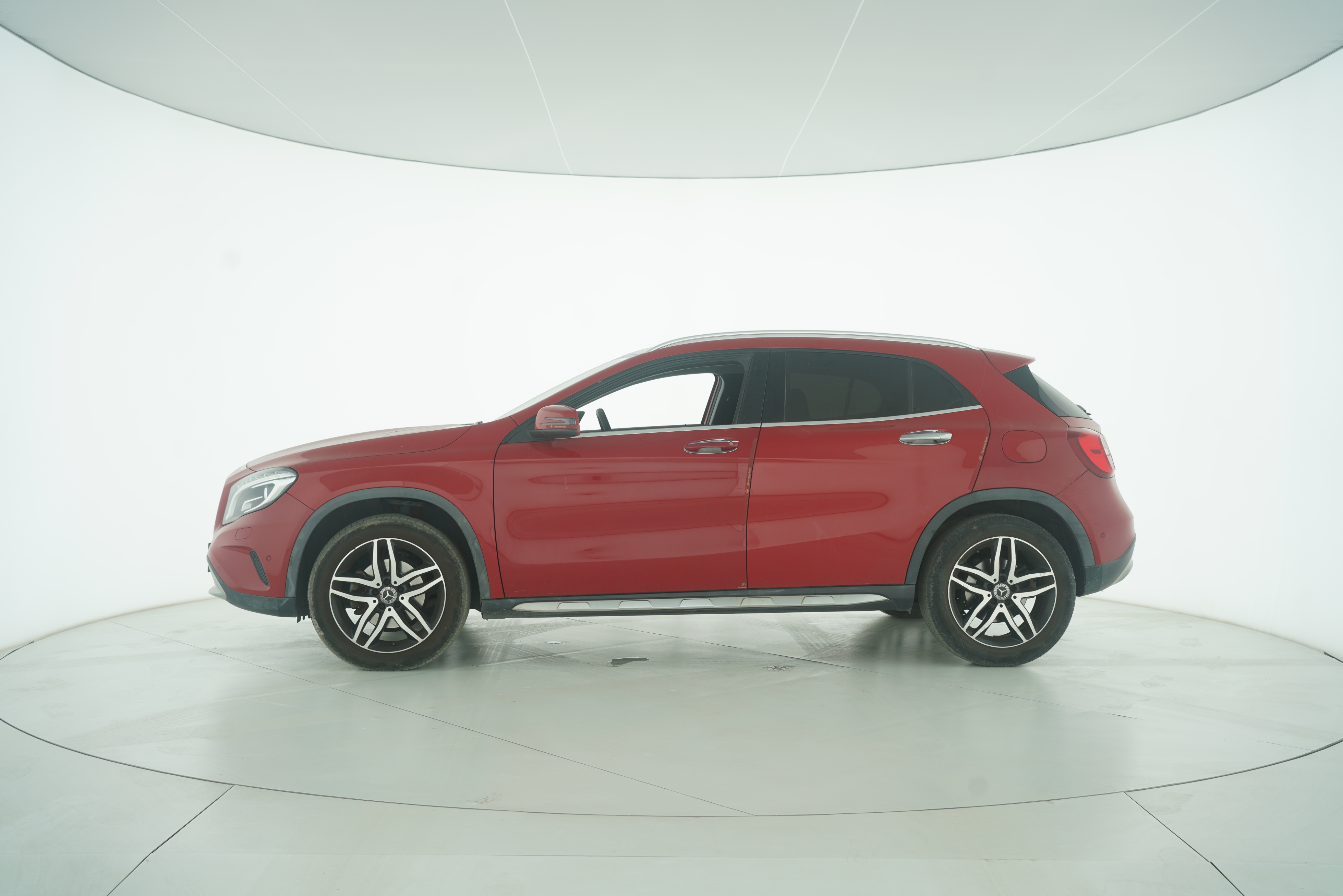 Mercedes Benz GLA 2016 — фото 7