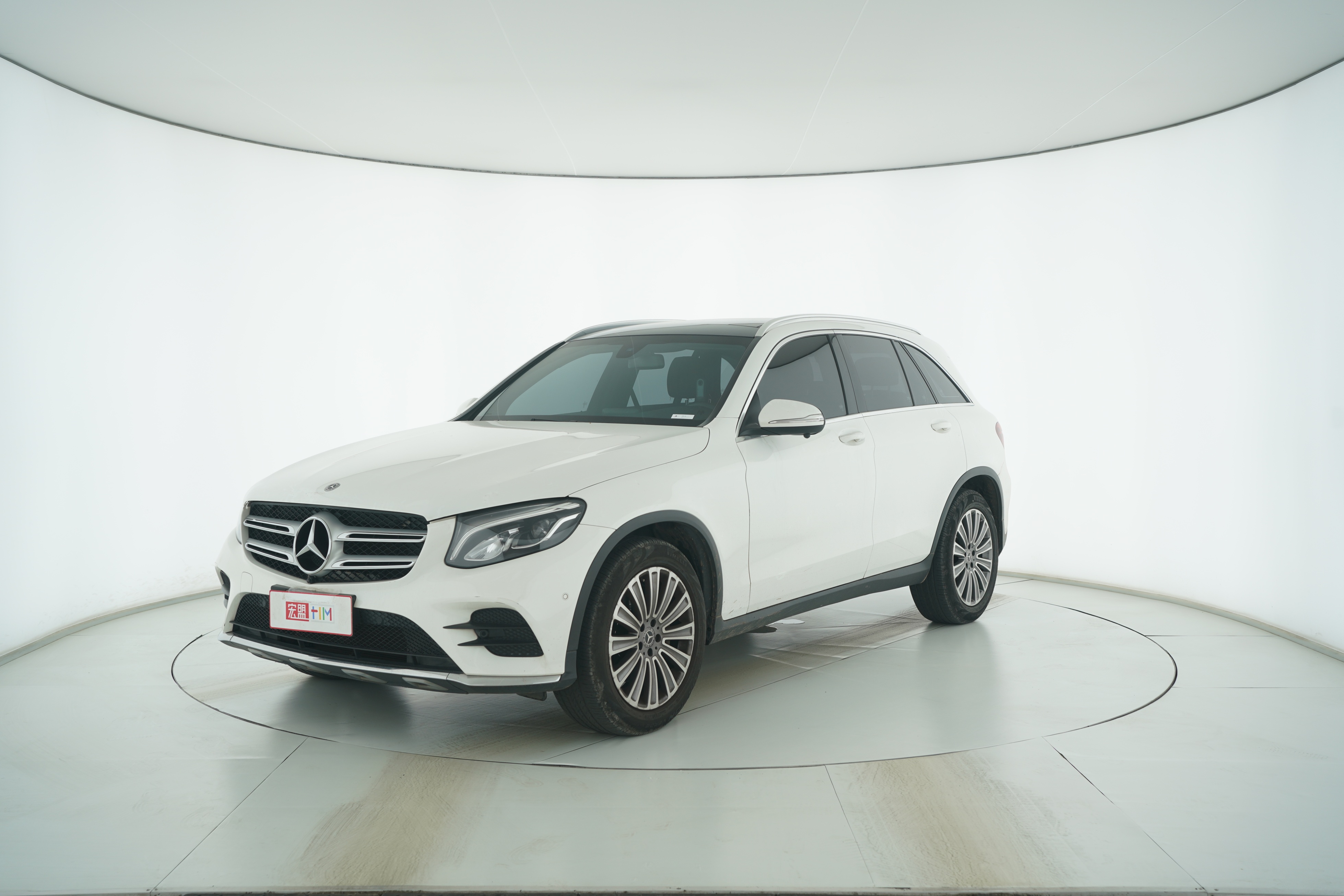 Mercedes Benz GLC 2017 — фото 1