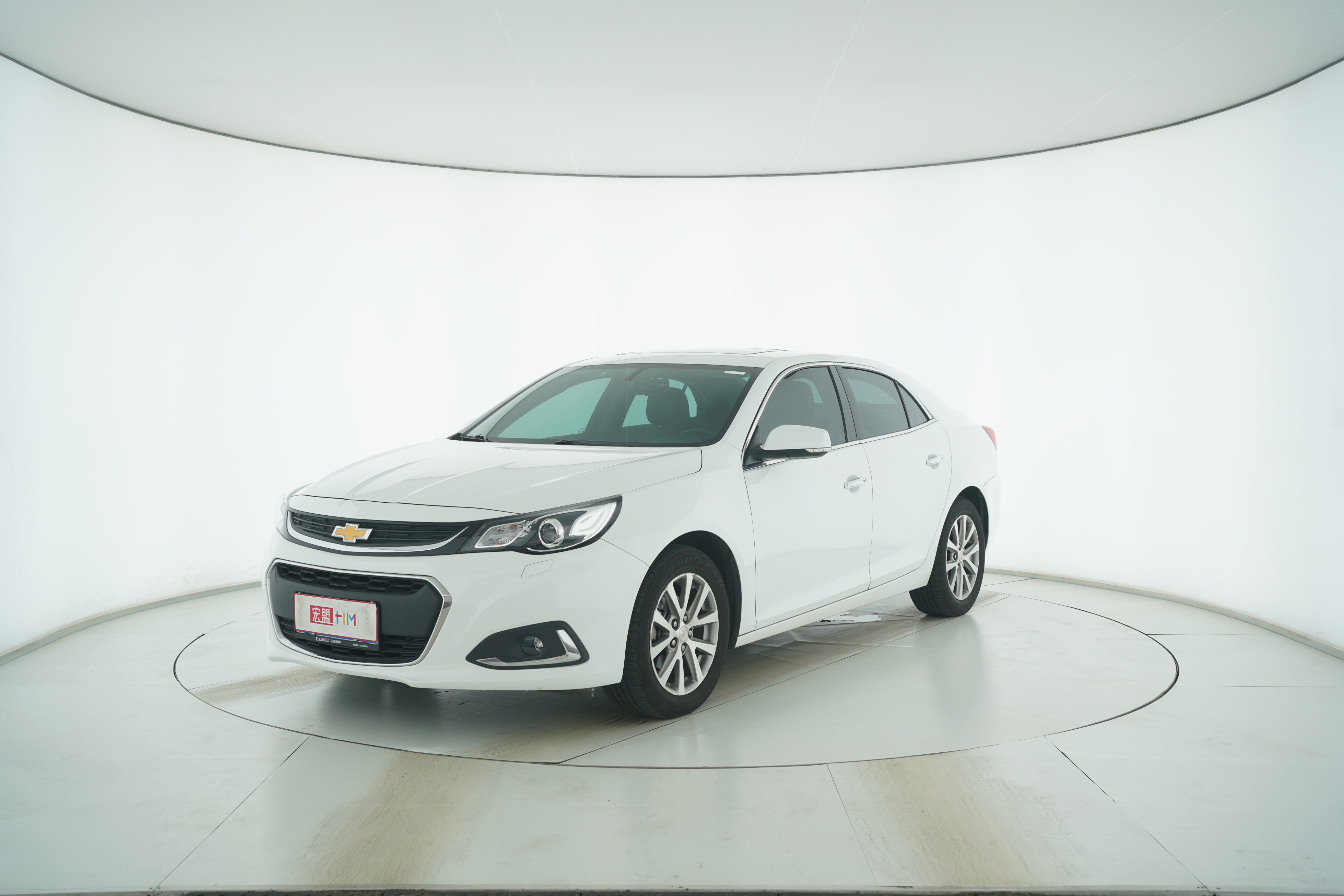 Chevrolet Malibu 2018 — фото 1