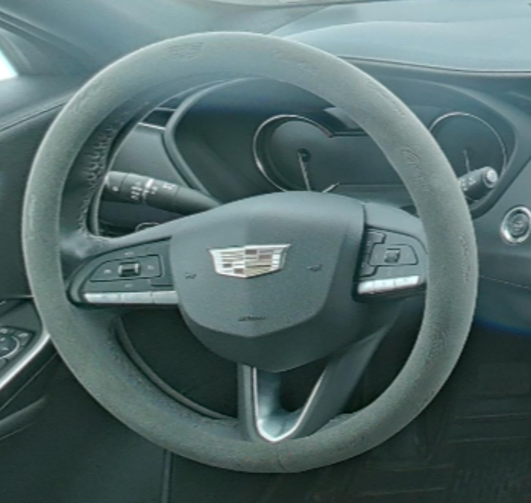 Cadillac XT4 2021 — фото 10