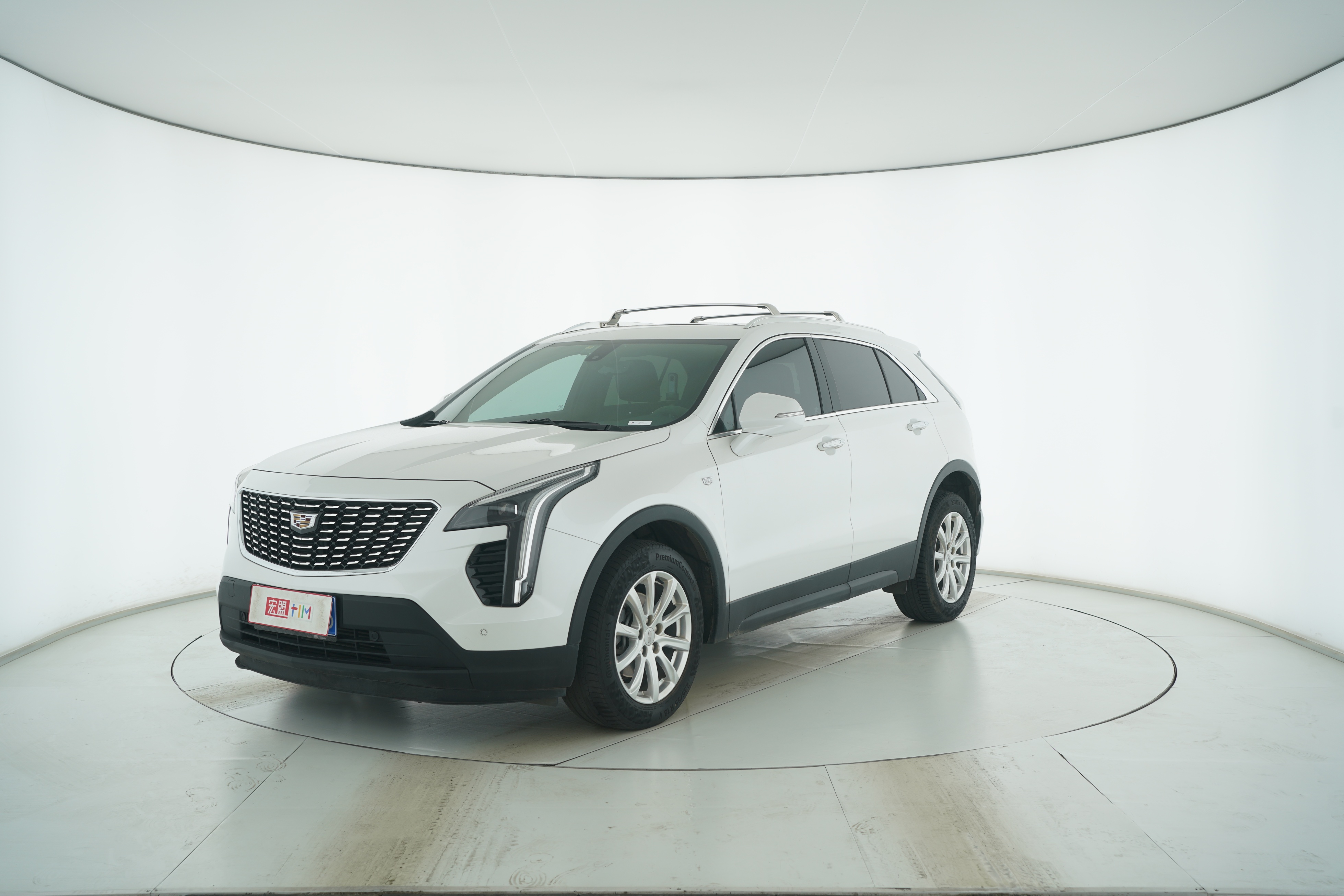 Cadillac XT4 2021 — фото 1