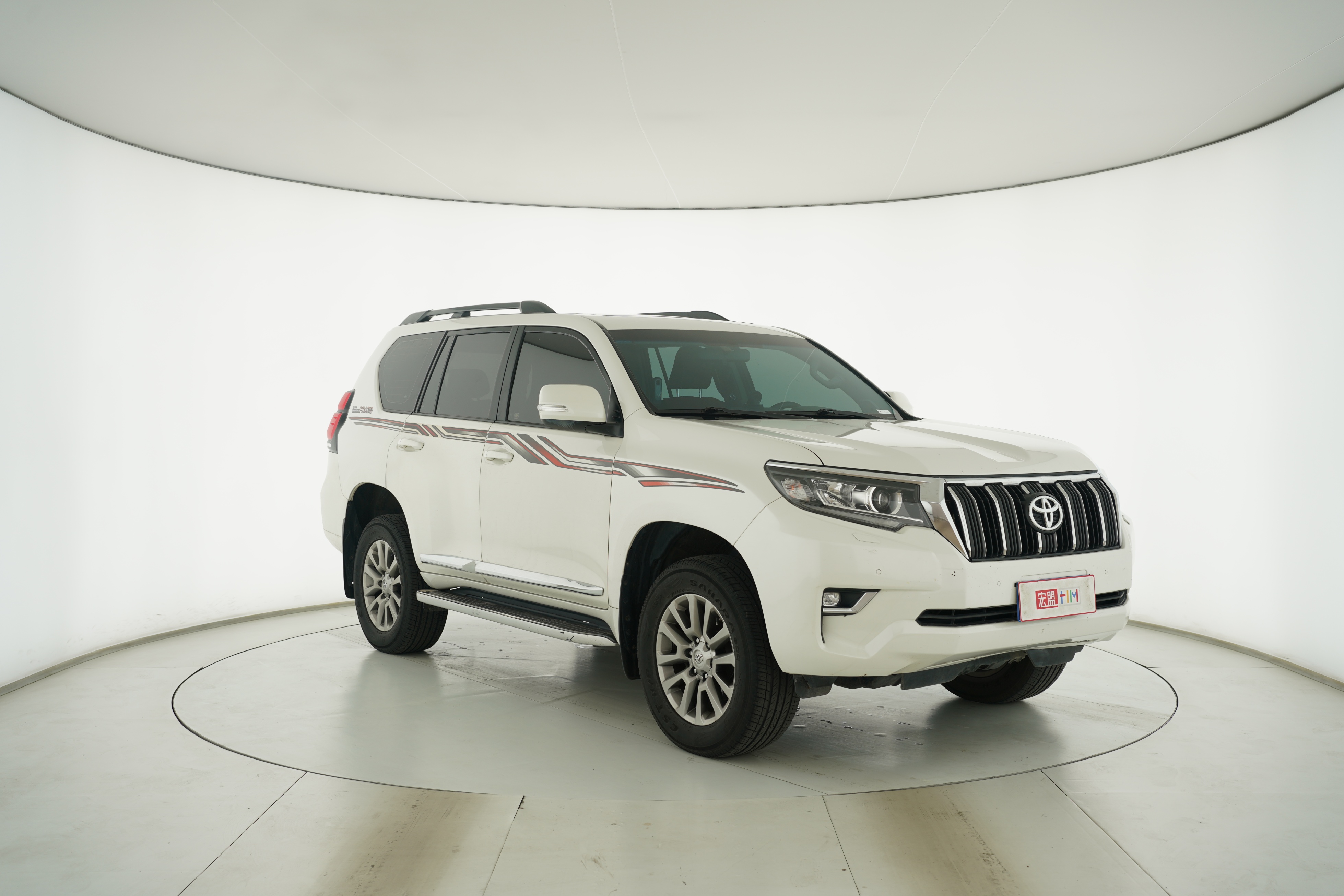 Toyota Prado 2019 — фото 2