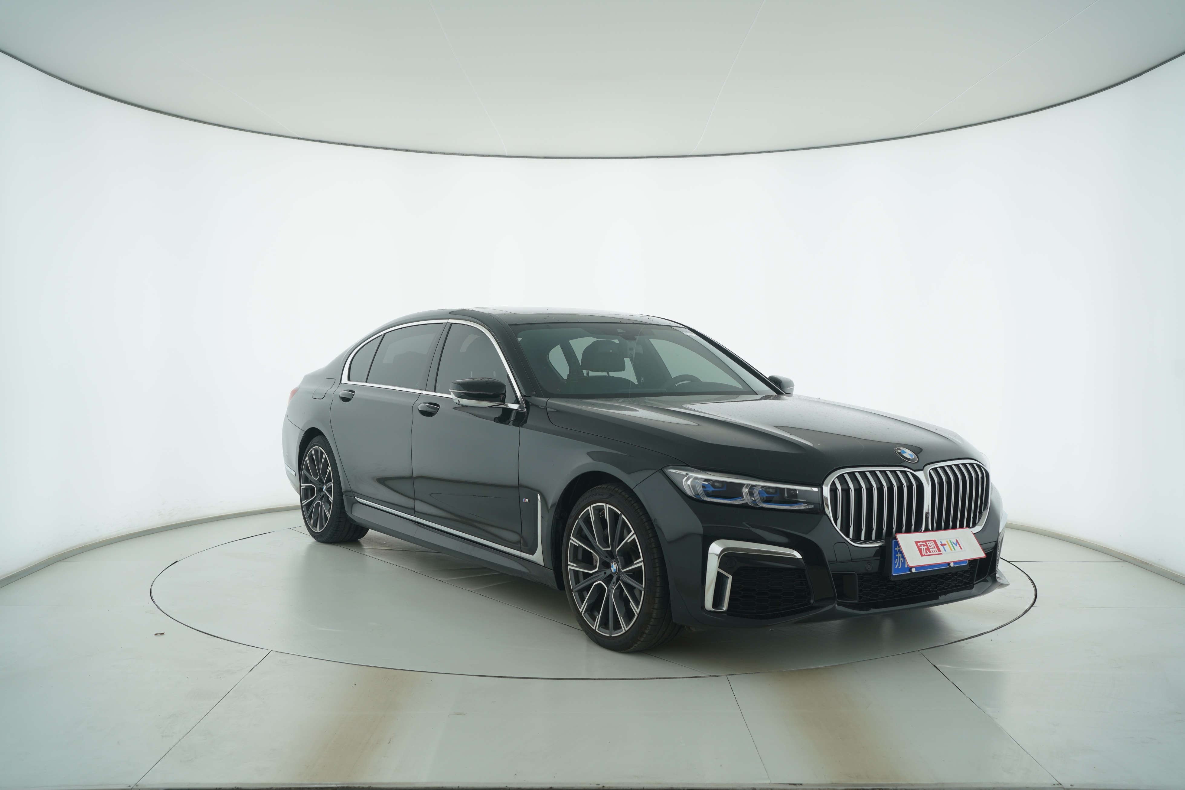 BMW 7 Series 2019 — фото 2