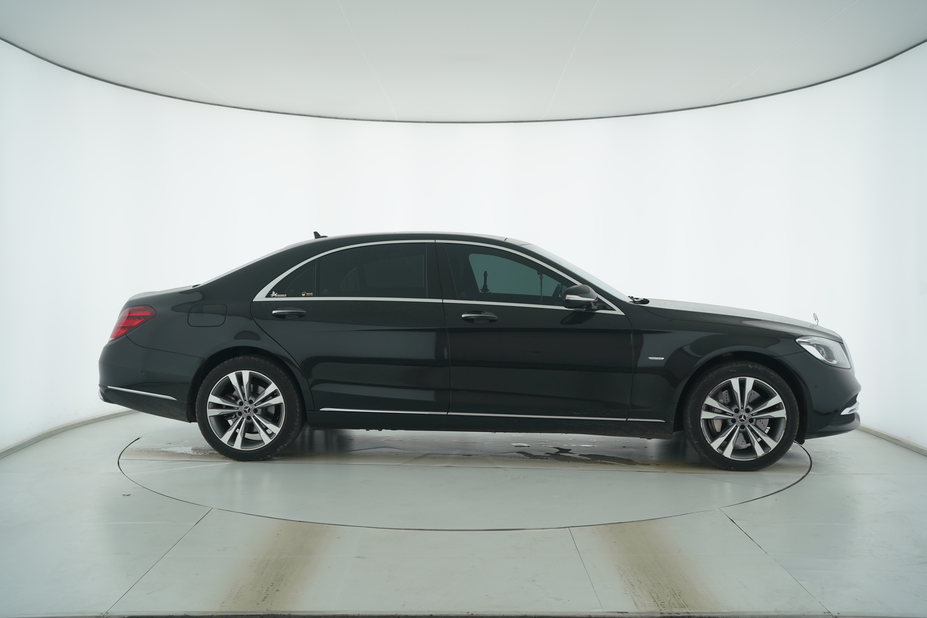 Mercedes Benz S-Class 2020 — фото 8