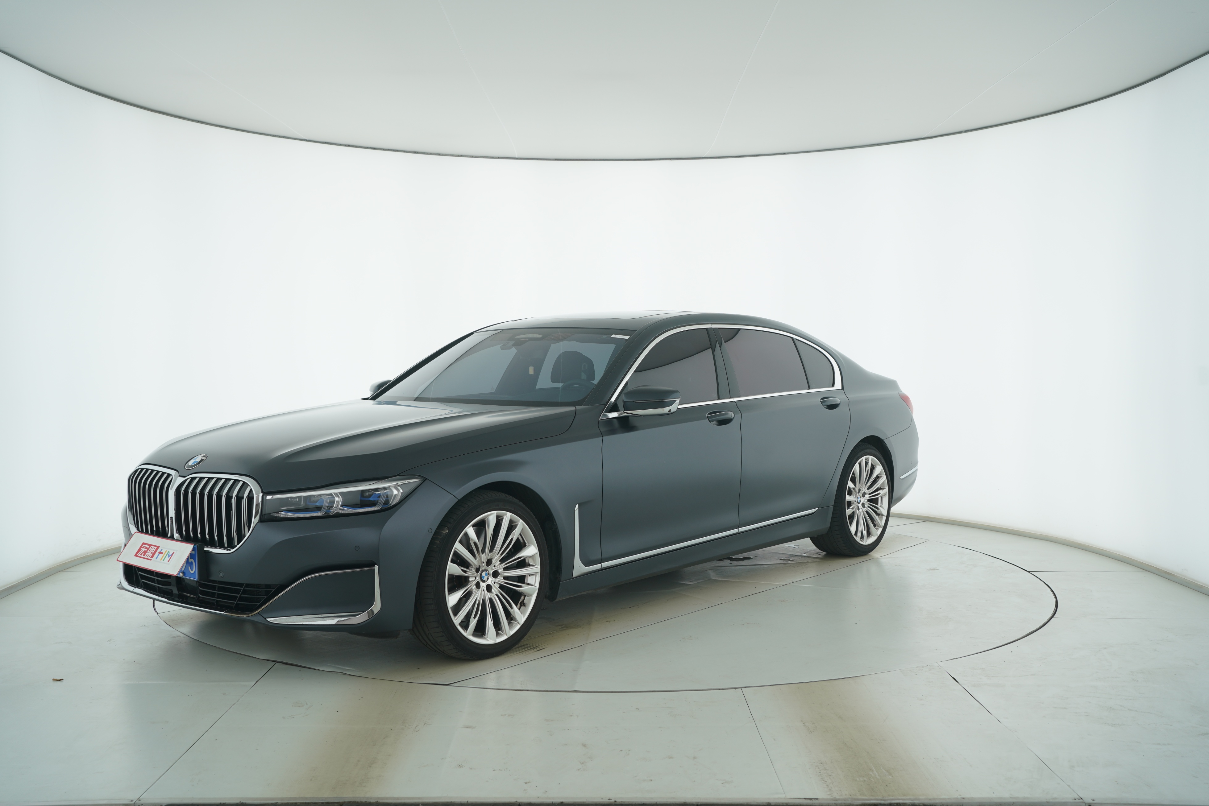 BMW 7 Series 2019 — фото 1