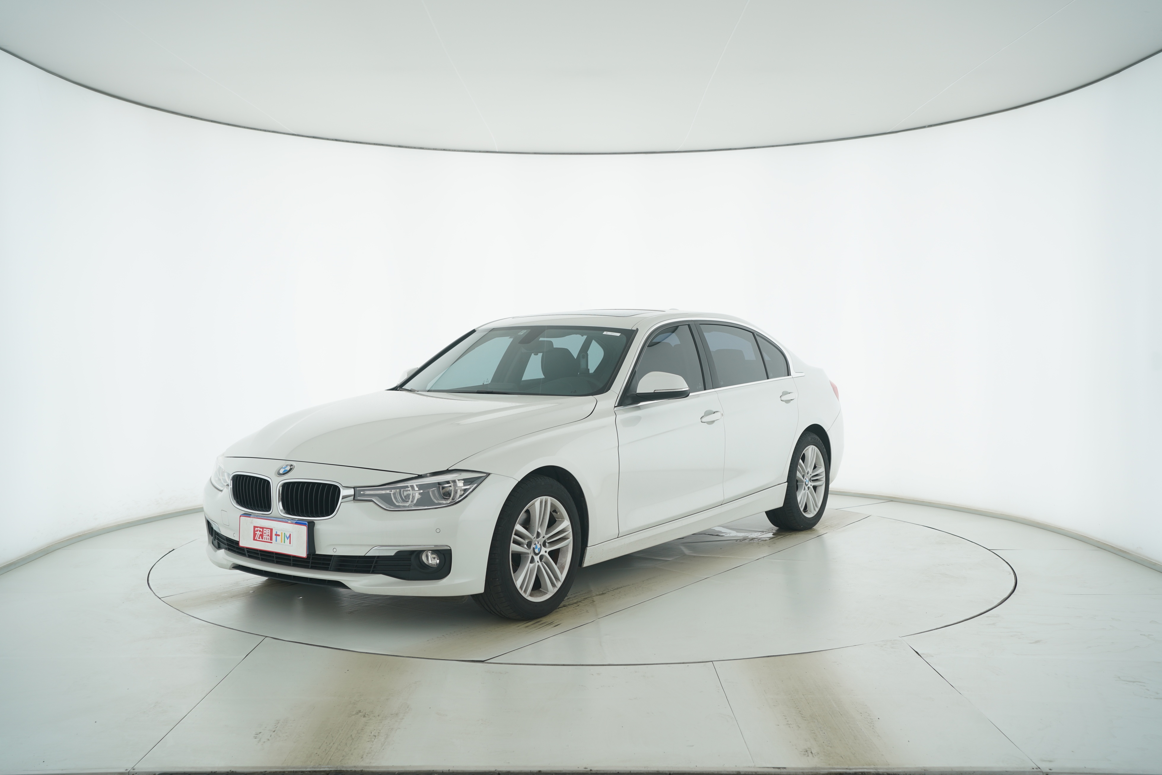 BMW 3 Series 2017 — фото 1