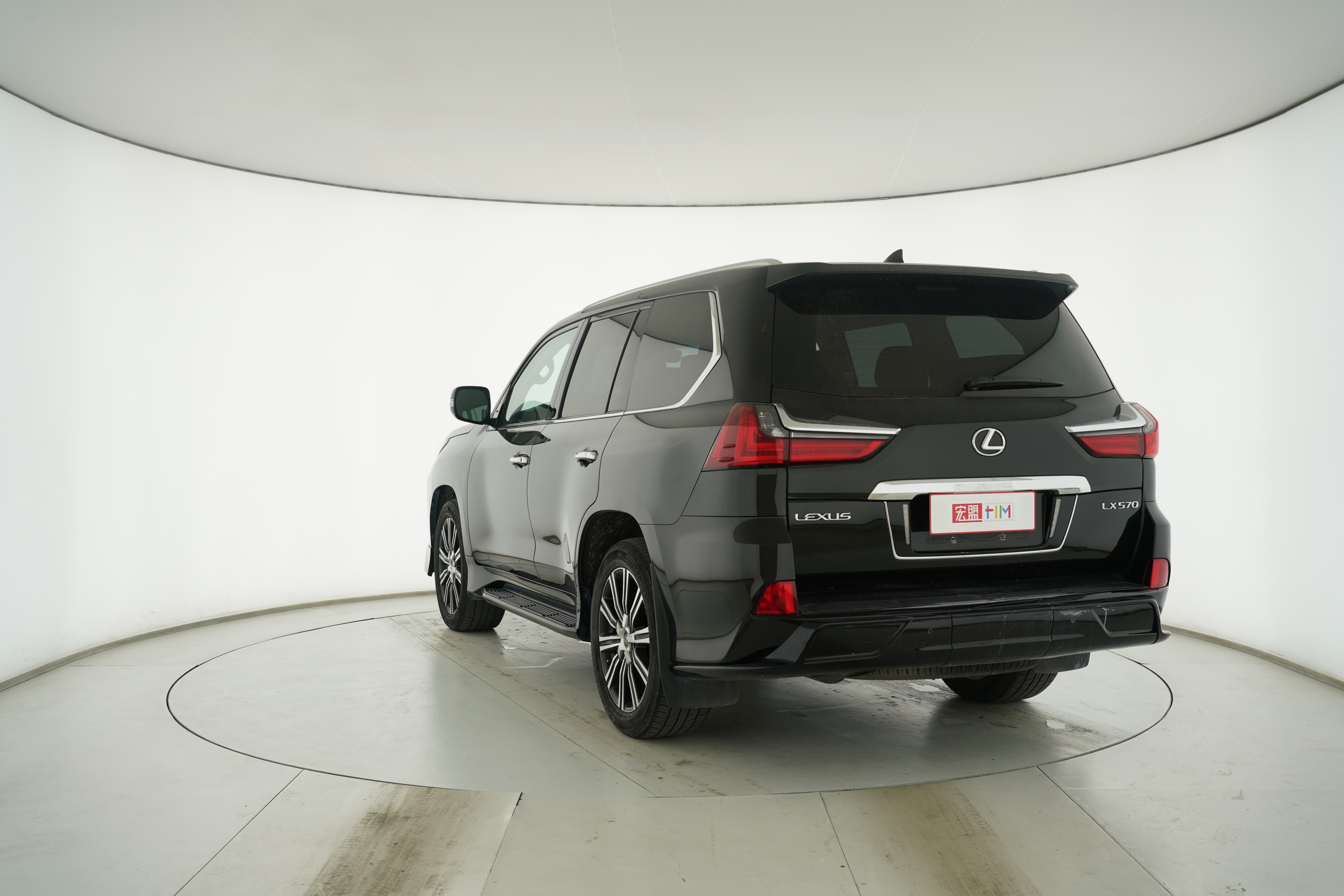 Lexus LX 2017 — фото 3