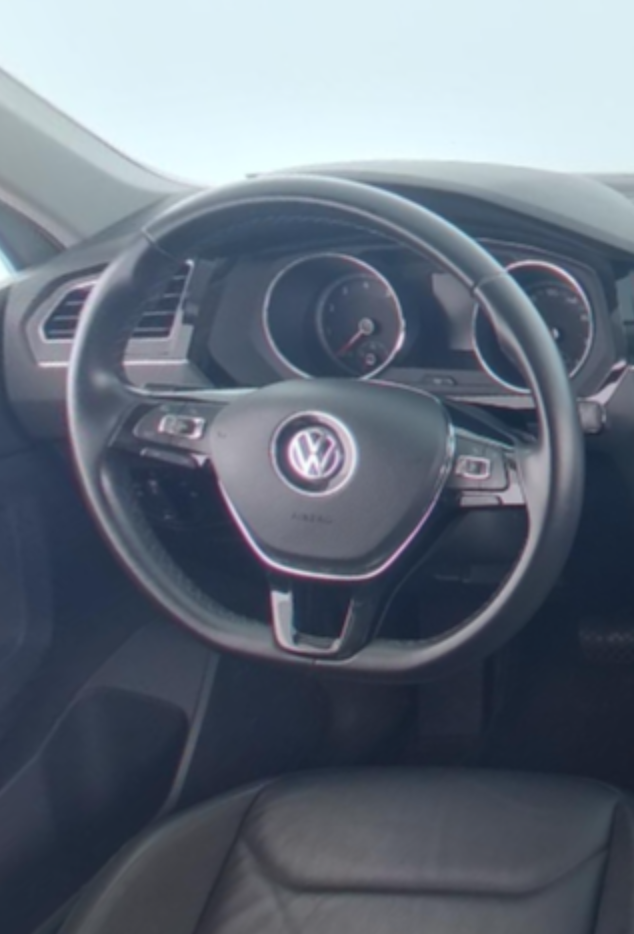 Volkswagen Tiguan L 2018 — фото 10