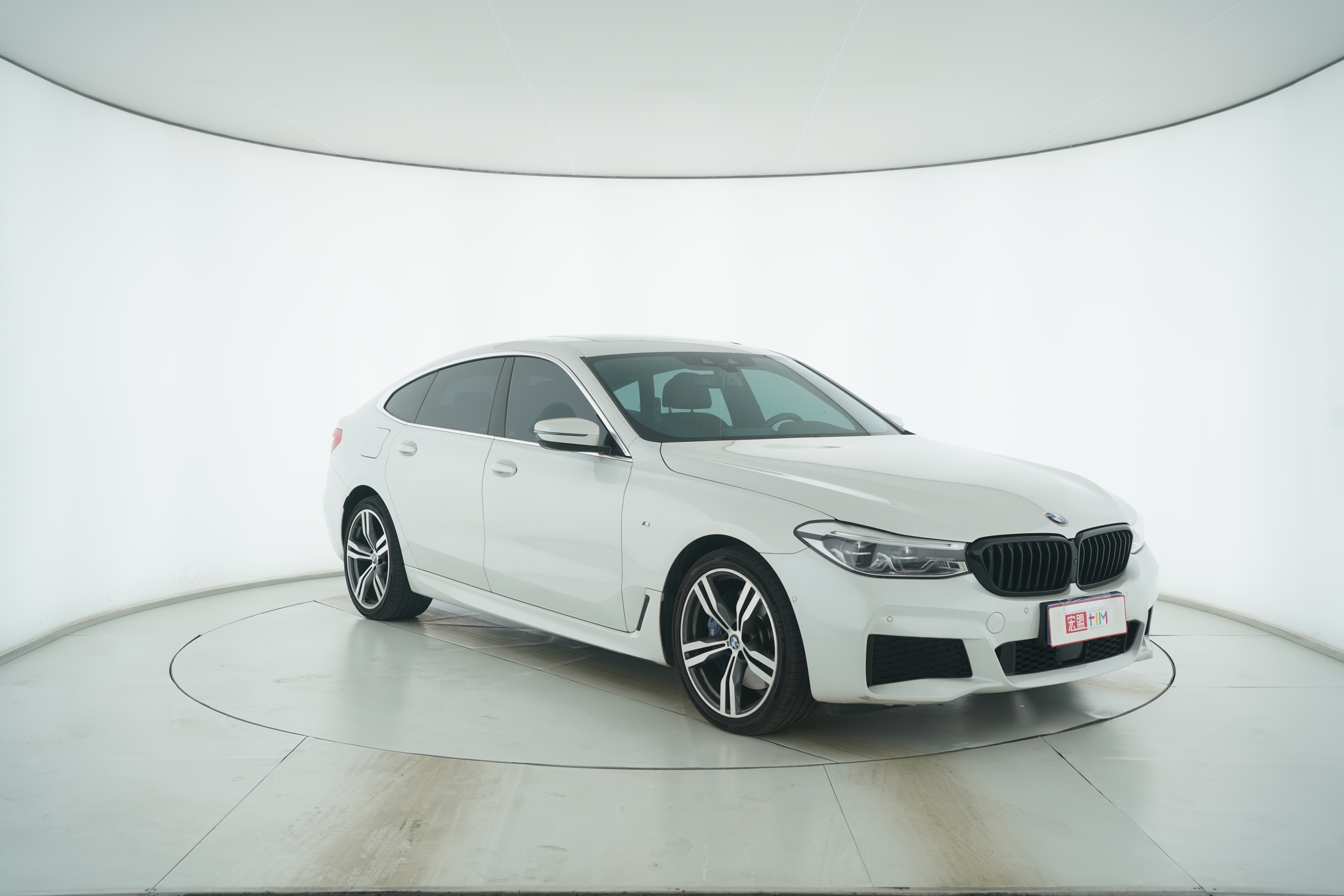 BMW 6 Series GT 2019 — фото 2