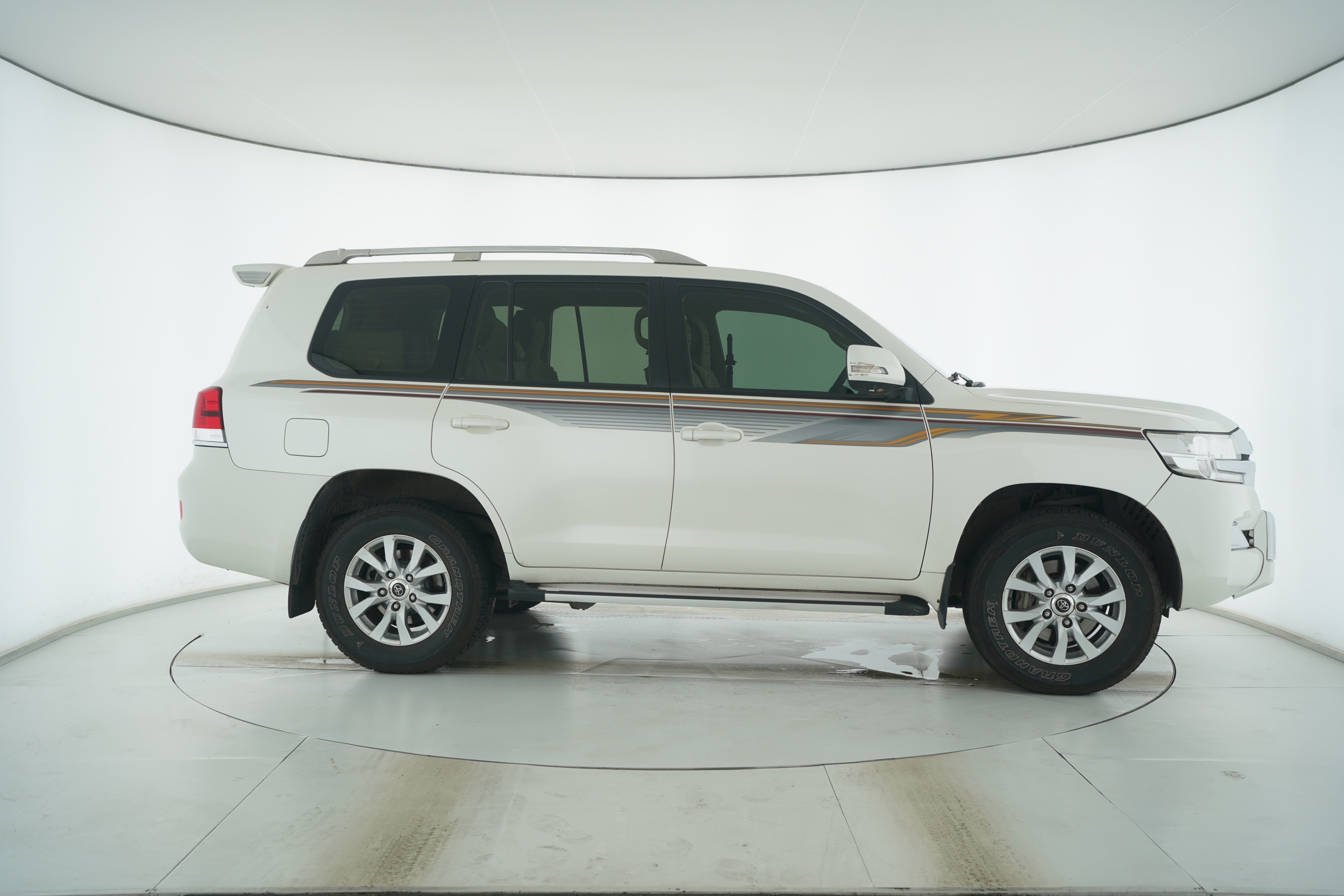 Toyota Land Cruiser (Imported) 2017 — фото 8