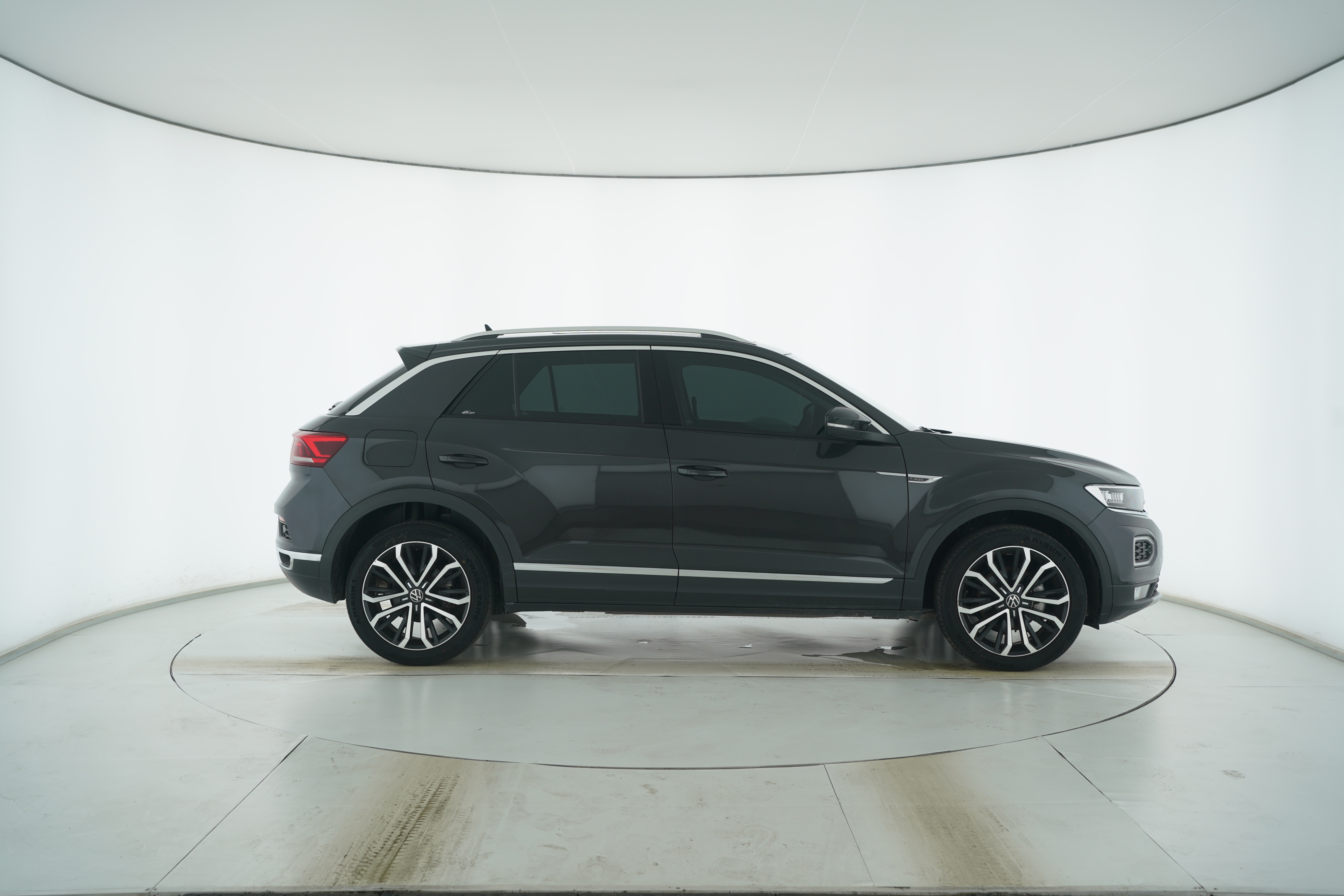 Volkswagen T-ROC 2021 — фото 8