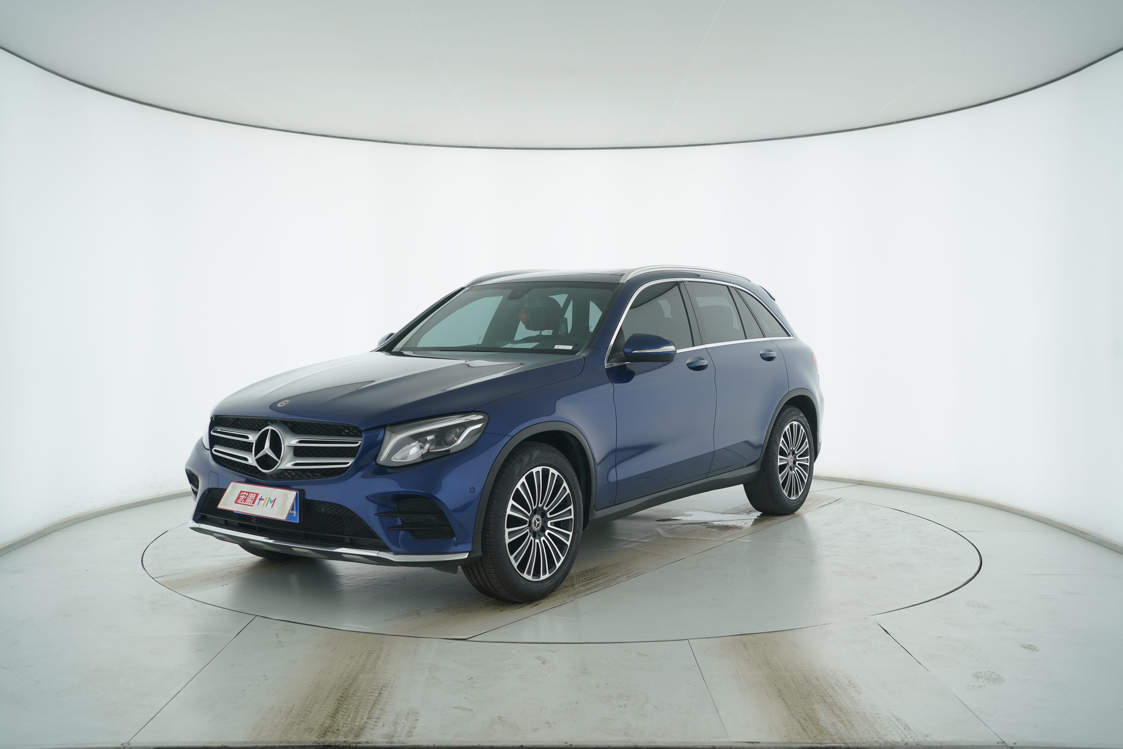 Mercedes Benz GLC 2018 — фото 1