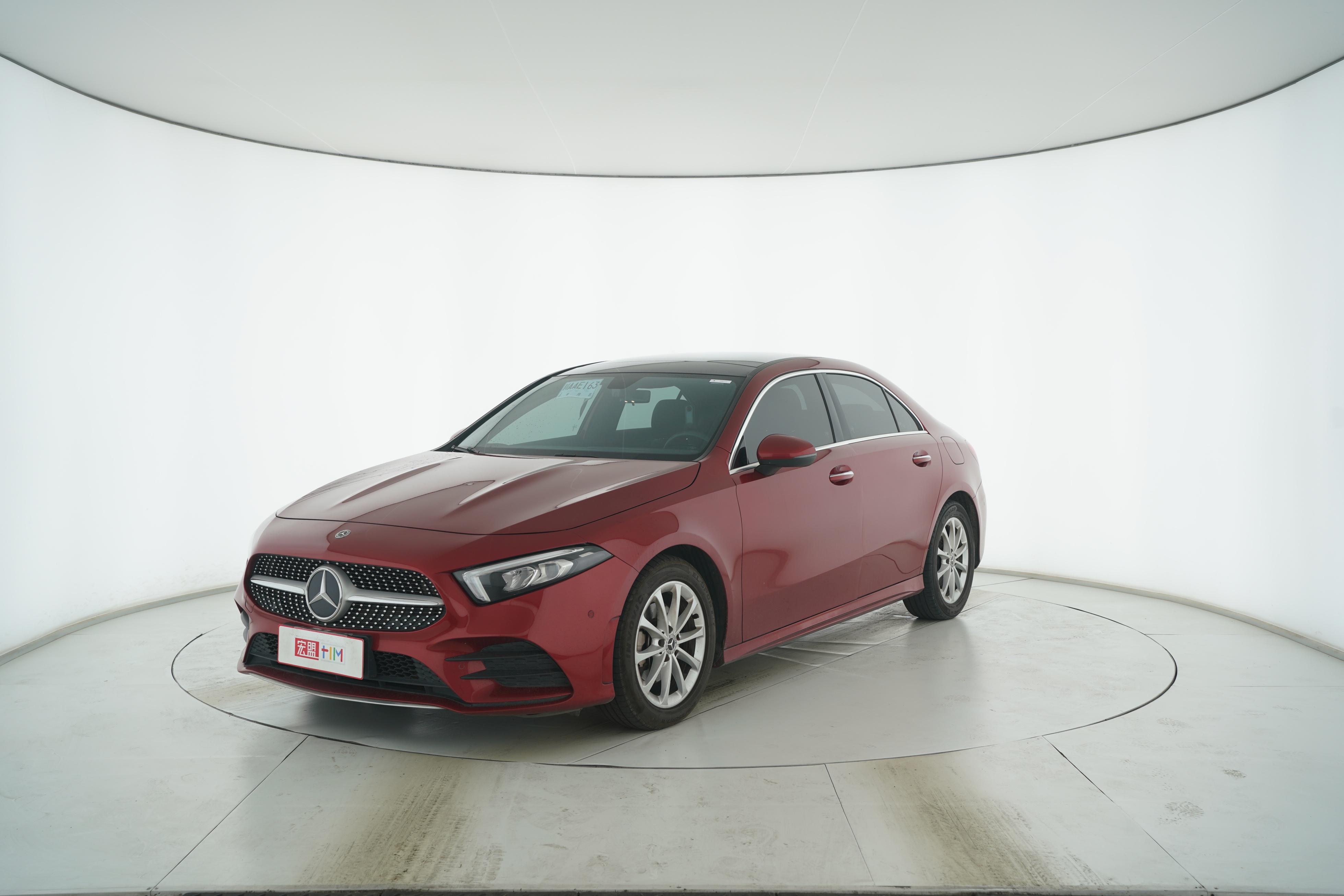 Mercedes Benz A-Class 2019 — фото 1