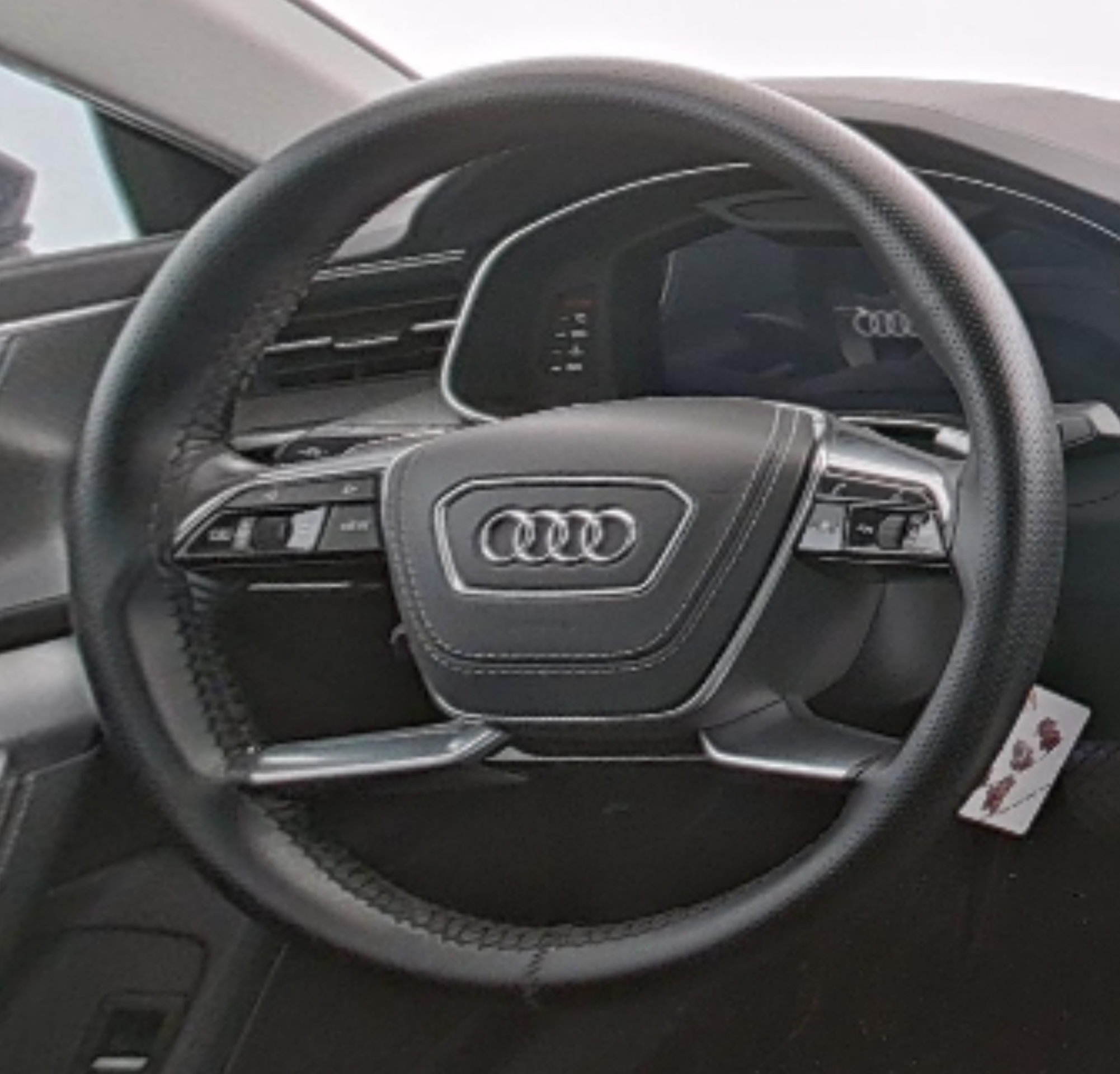 Audi A7L 2024 — фото 10