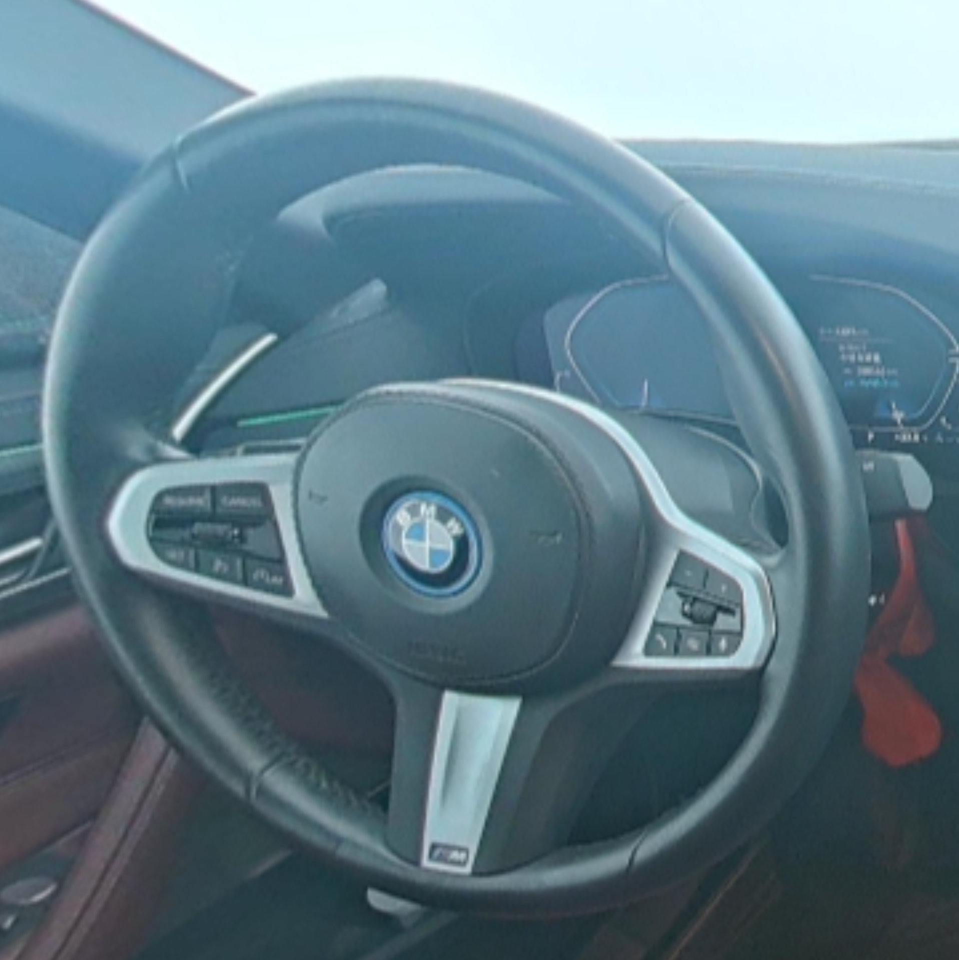 BMW 5 Series Hybrid 2022 — фото 10