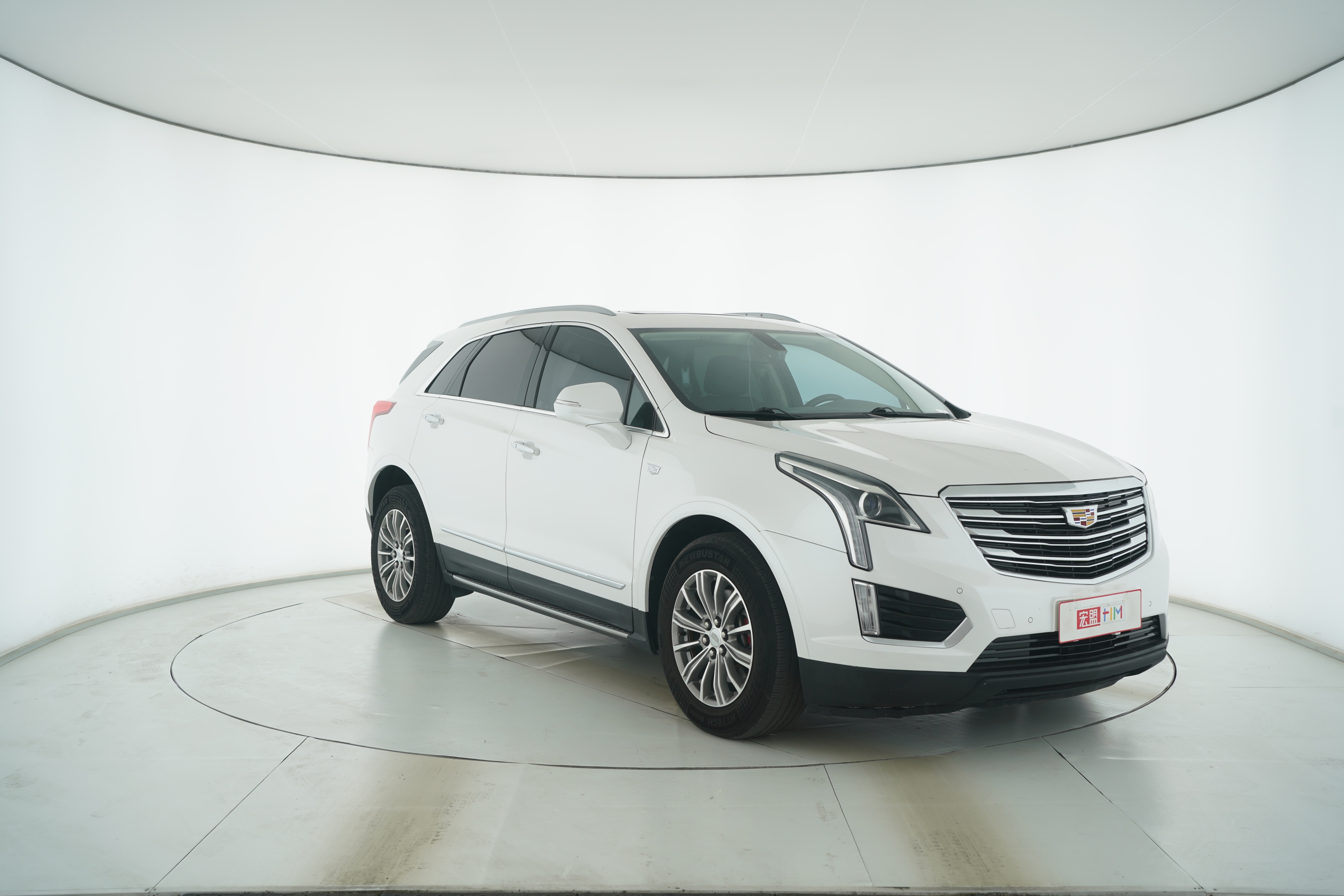 Cadillac XT5 2016 — фото 2