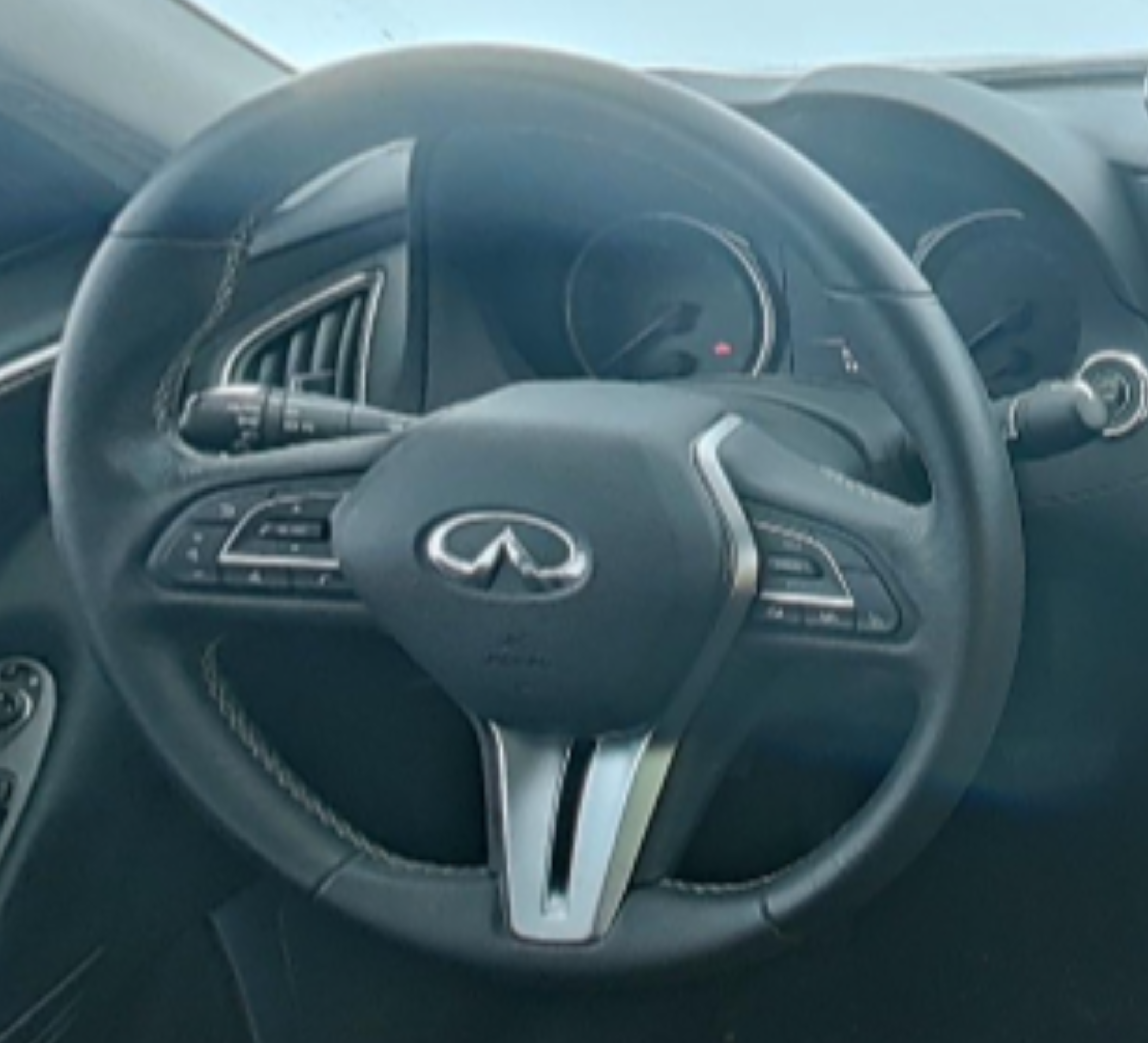 Infiniti Q50L 2018 — фото 10