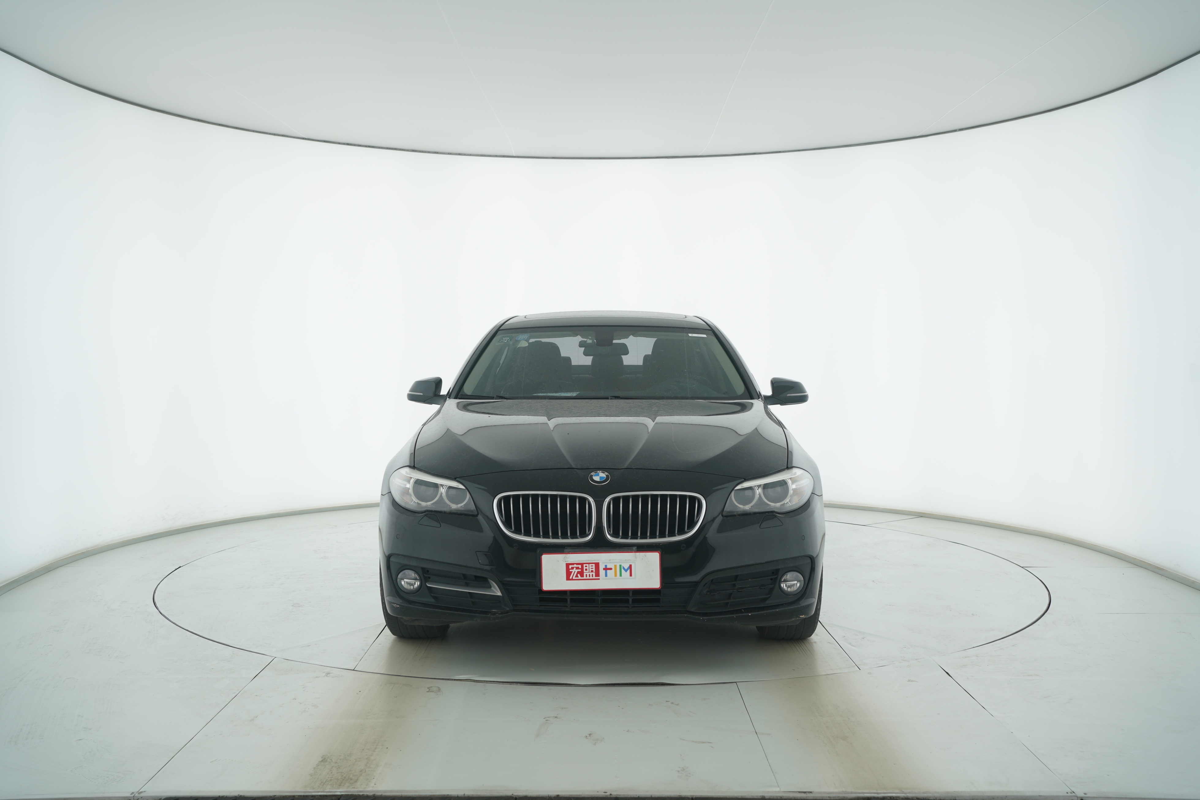 BMW 5 Series 2017 — фото 5