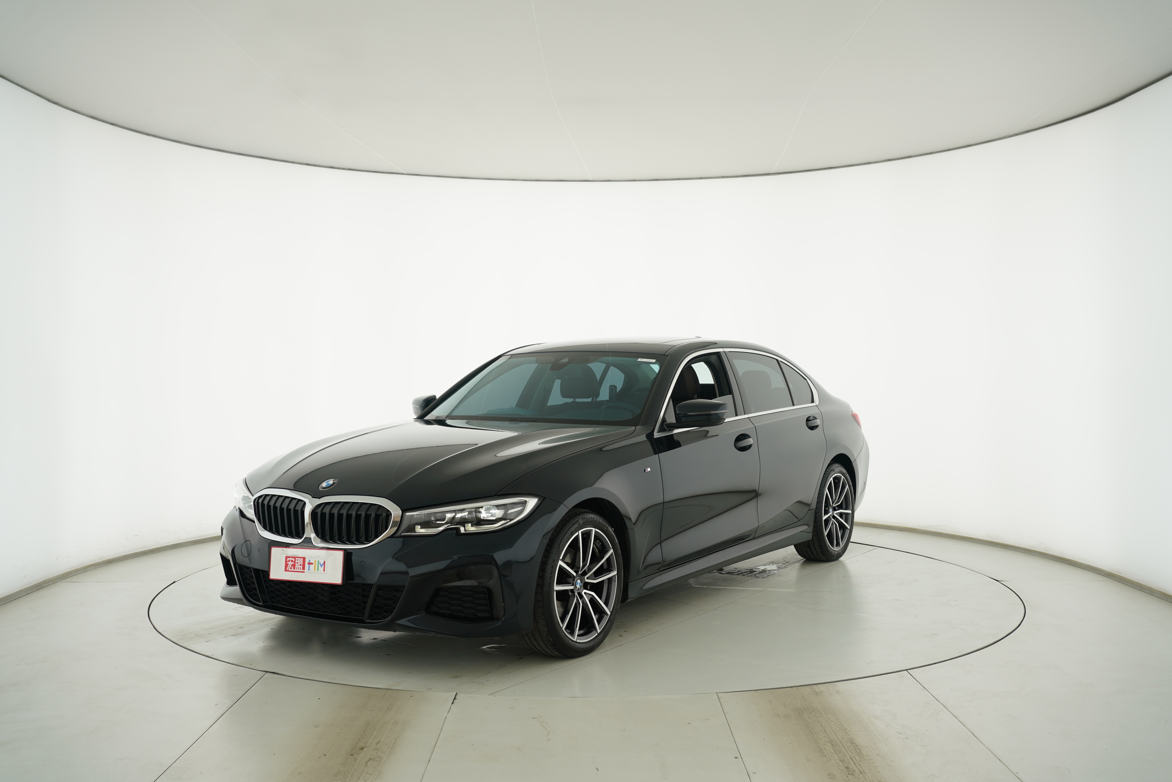 BMW 3 Series 2021 — фото 1