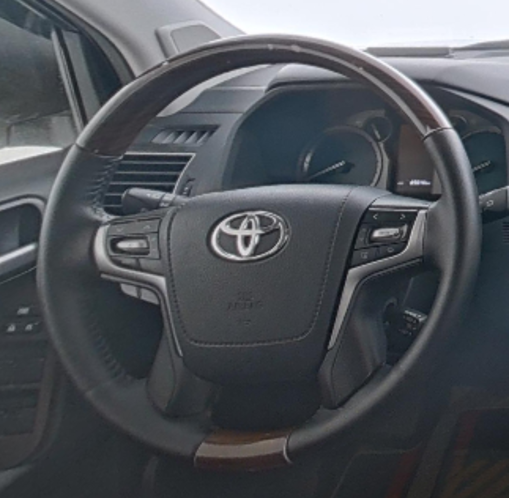 Toyota Prado 2019 — фото 10