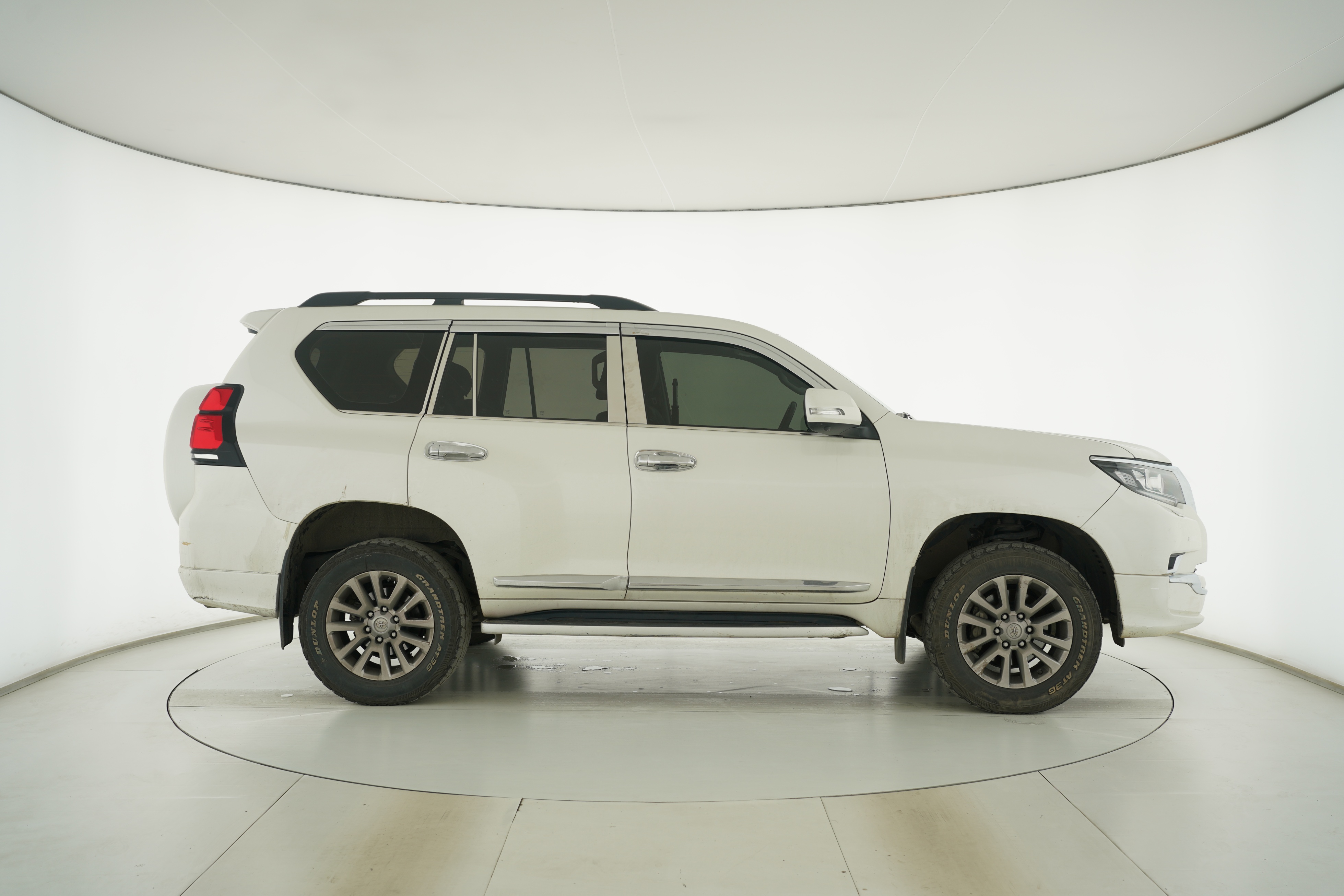 Toyota Prado 2019 — фото 8