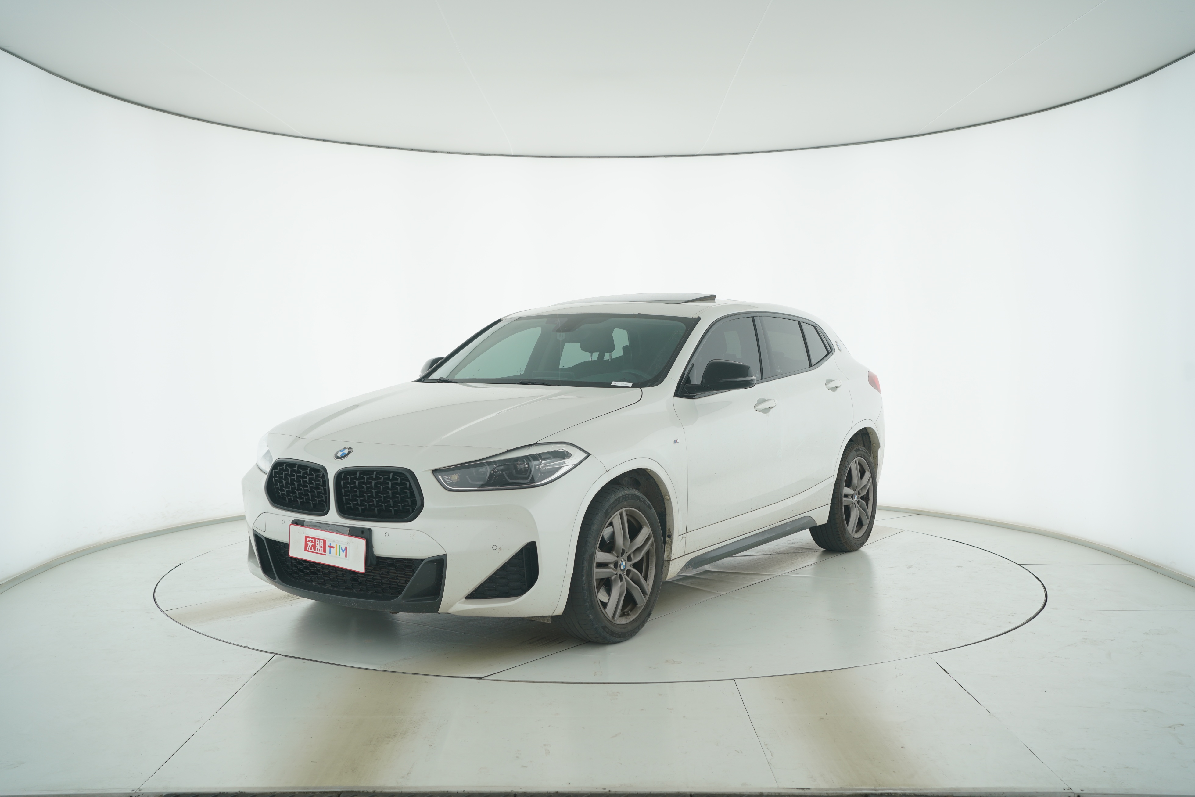 BMW X2 2023 — фото 1